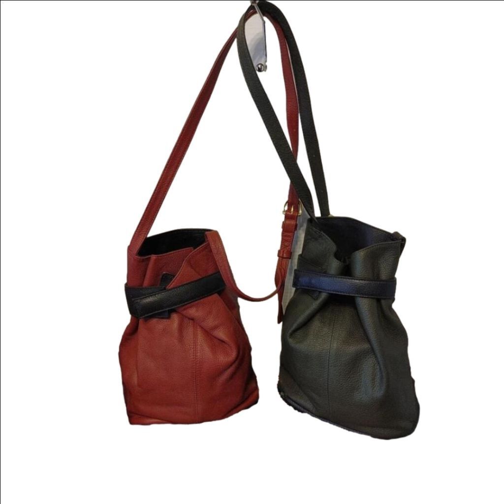 J.P. Tilford J.P. Ourse. & Cie Madison Avenue Leather Crossbody x2 Size ONE SIZE - 1 Thumbnail