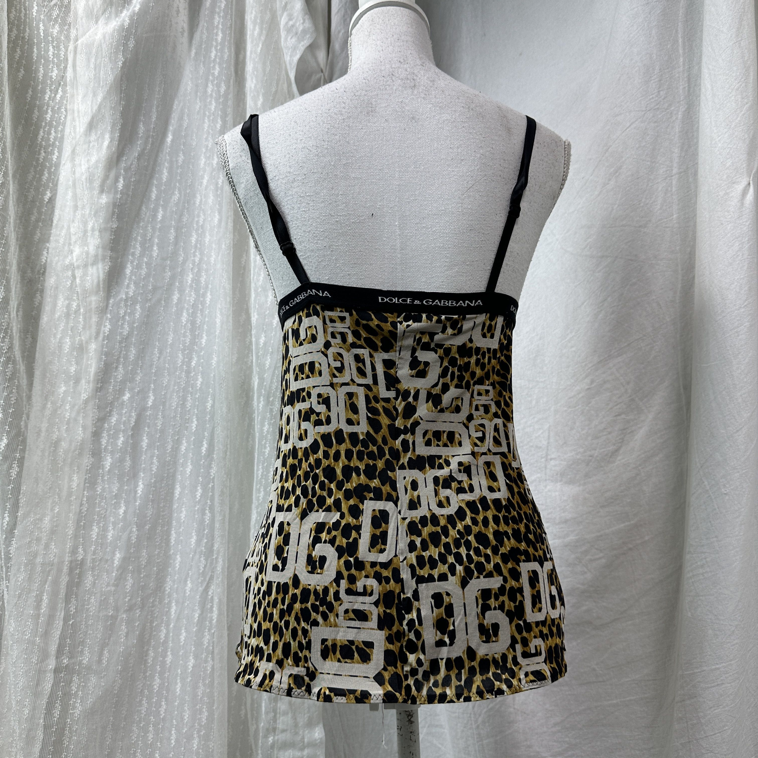 Vintage Avant Garde Old Money Dolce&Gabbana Cheetah Top Y2K
