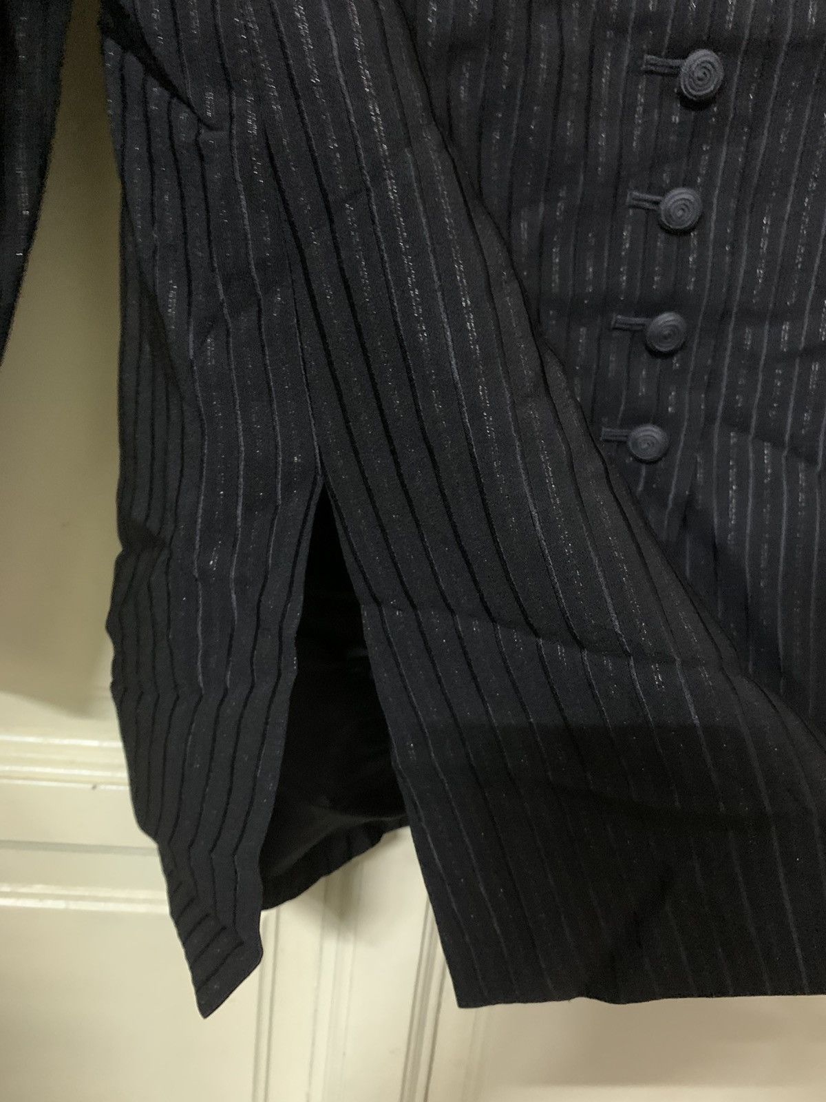 Yves Saint Laurent 🔥Yves Saint Laurent Gold Stripe Button Jacket Size M / US 6-8 / IT 42-44 - 4 Thumbnail