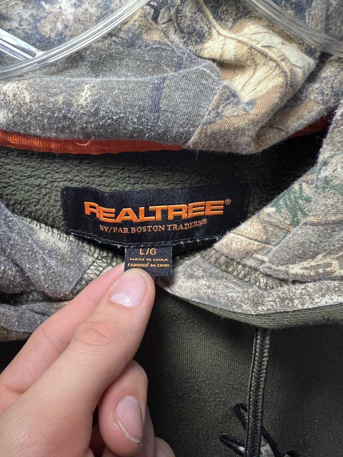 Realtree Vintage Real Tree camo lined hood and logo pullover hoodie Size US L / EU 52-54 / 3 - 5 Thumbnail