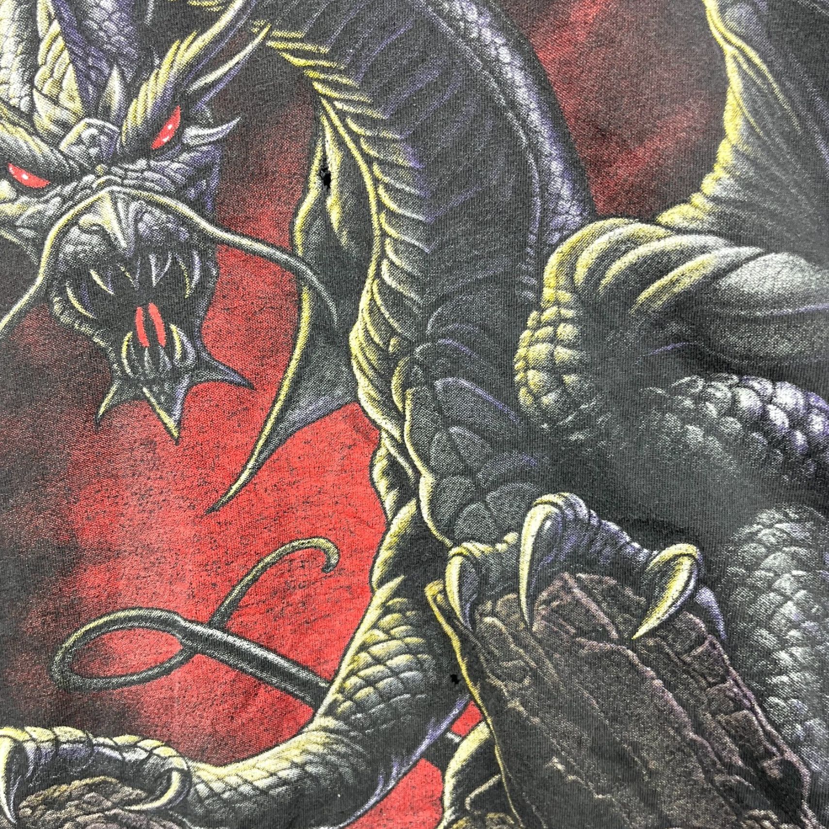 Vintage VINTAGE Dragon Sun Faded Art T-Shirt 2XL Black Men Short Sleeve T-Shirt Dragon Sun Faded Art Vintage 2XL Mens Shirts Size US XXL / EU 58 / 5 - 4 Thumbnail