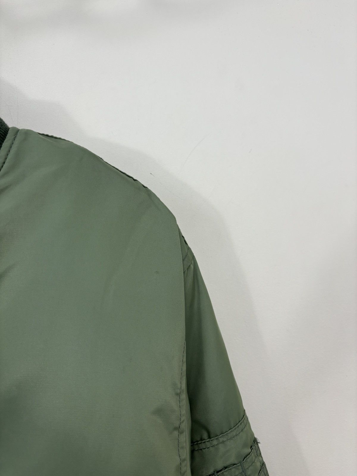 Vintage Vintage MA-1 Olive Green Reversible Flight Bomber Jacket Size US M / EU 48-50 / 2 - 9 Thumbnail