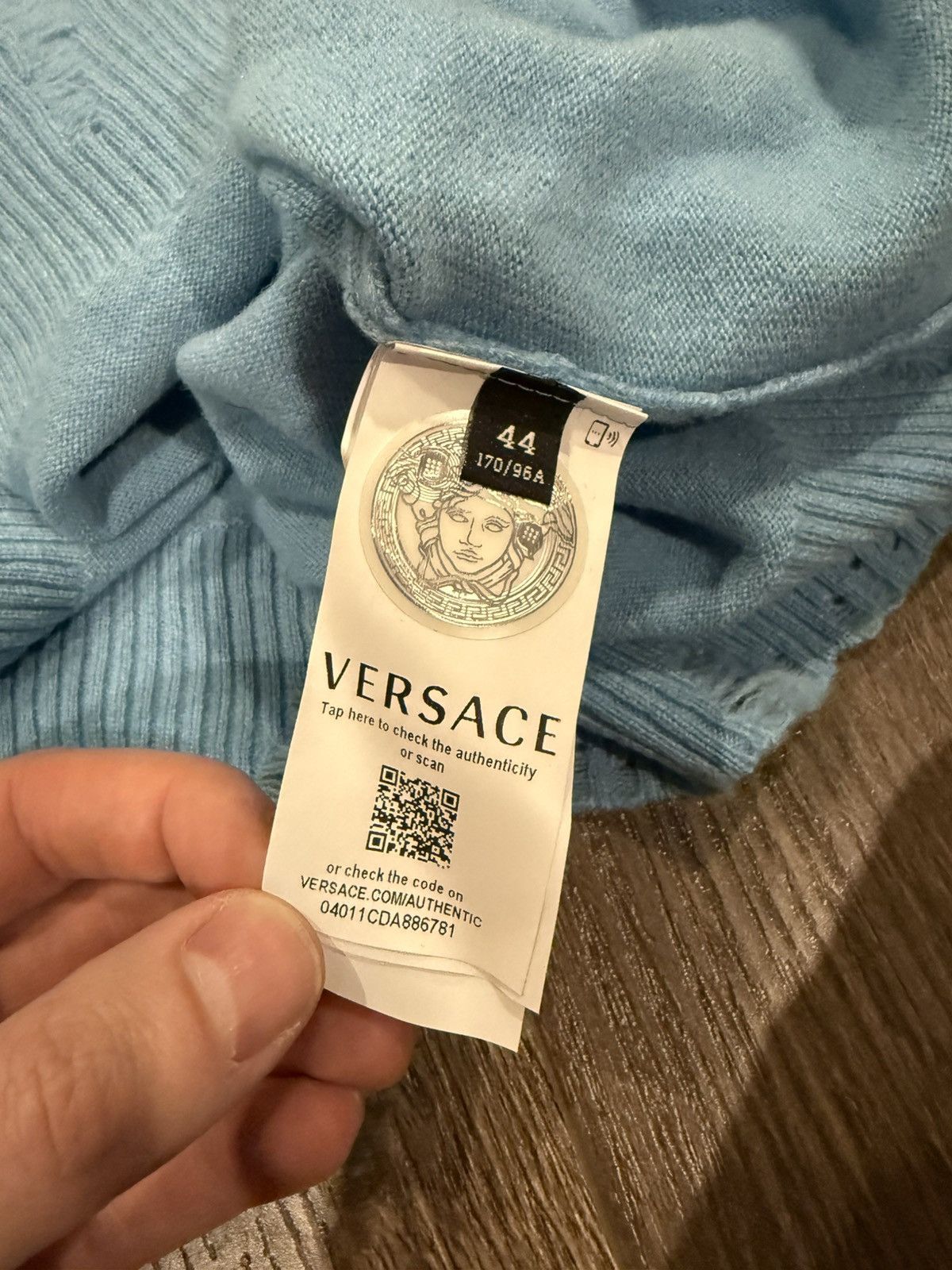 Versace Blue 95% Cashmere Versace Sweater Gold Paperclip Accent! Size US S / EU 44-46 / 1 - 3 Thumbnail