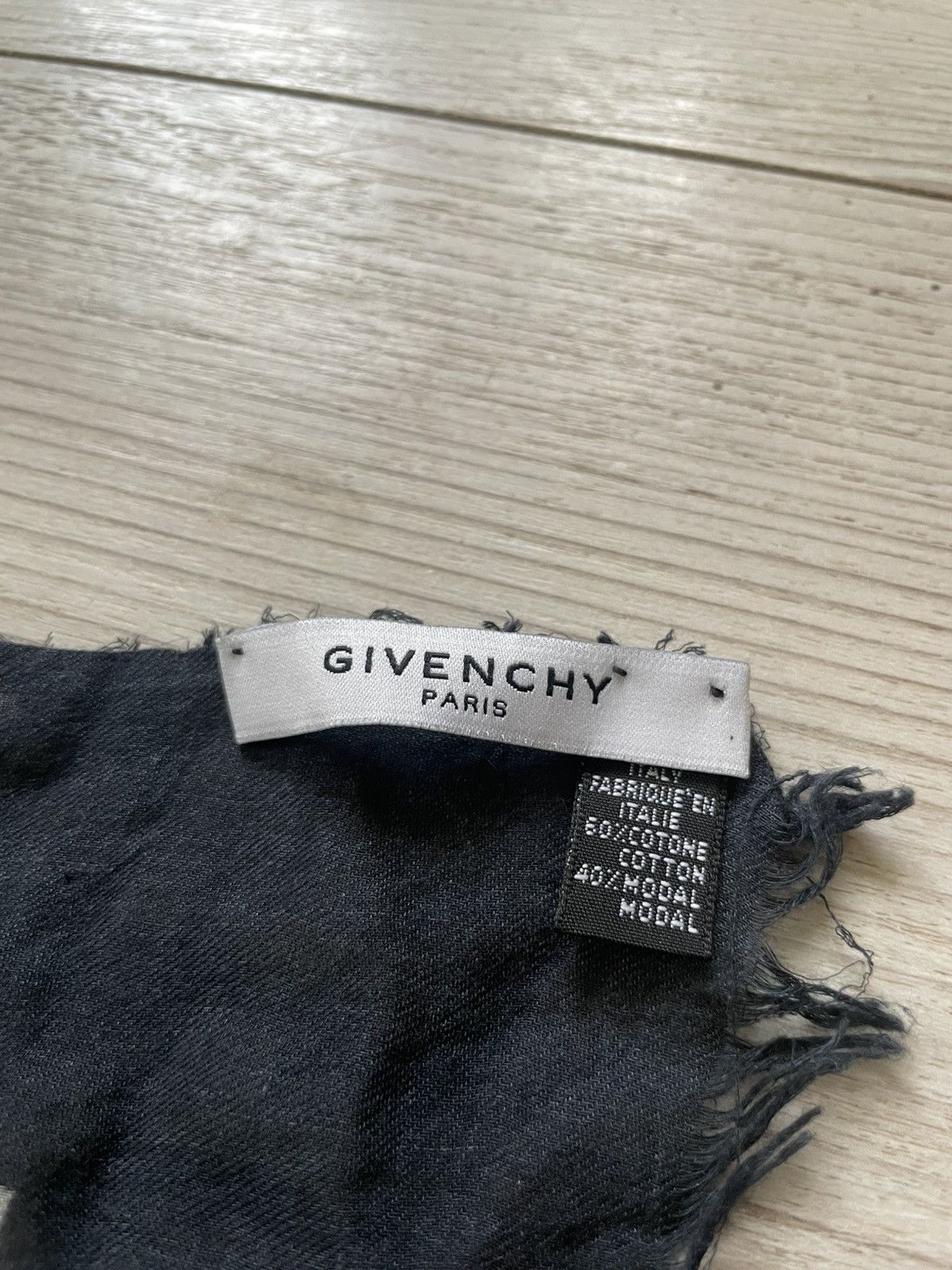 Givenchy Givenchy Paris Floral Scarf by Riccardo Tisci Size ONE SIZE - 9 Thumbnail
