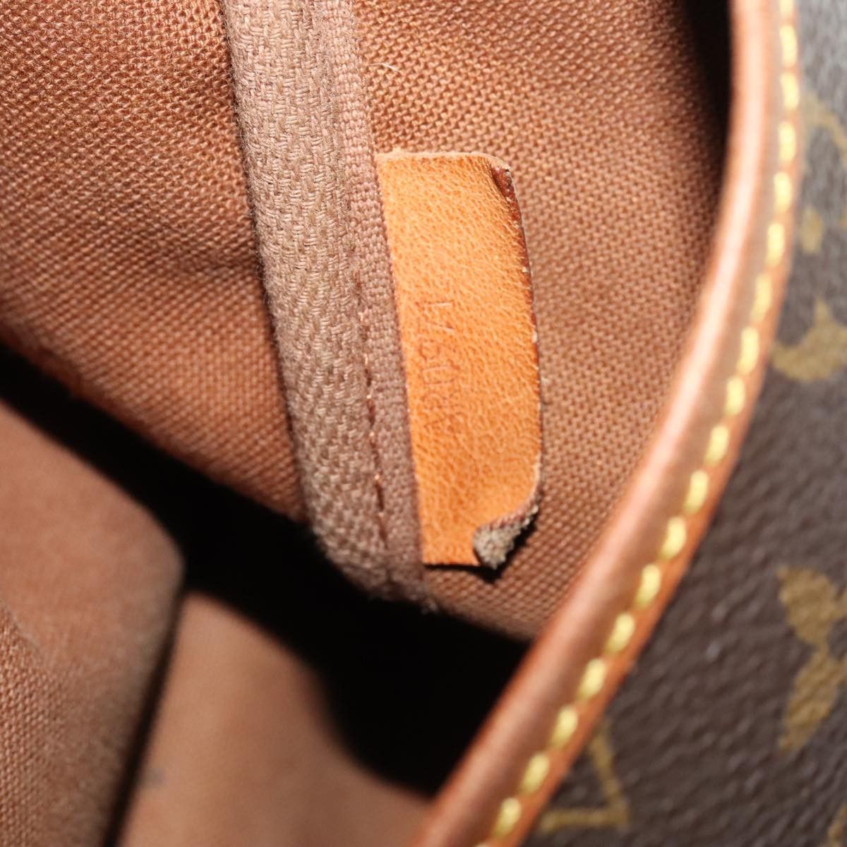 Louis Vuitton LOUIS VUITTON Monogram Saumur 35 Shoulder Bag M42254 Size ONE SIZE - 12 Thumbnail