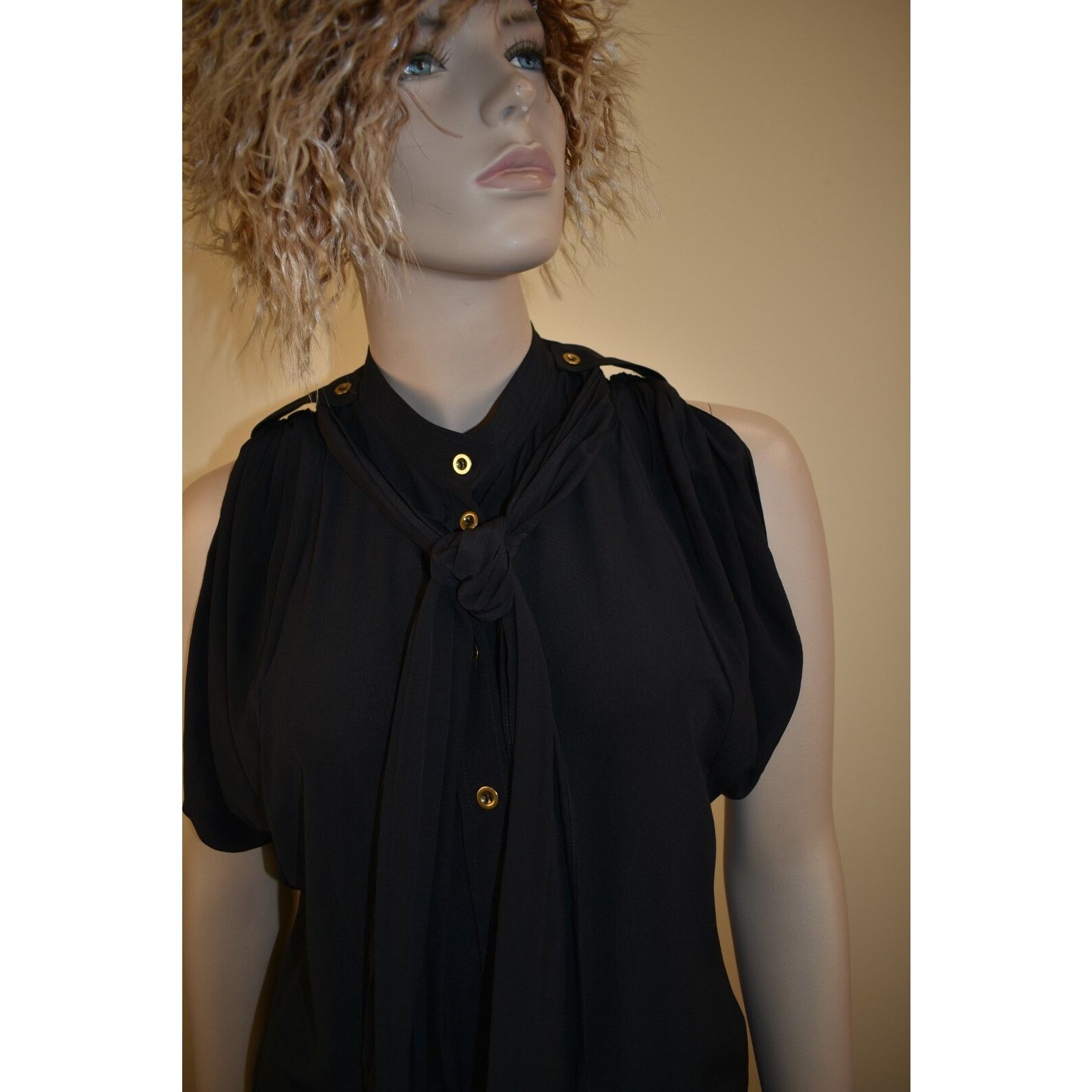 Gucci GUCCI 2217 SILK BLACK SHORT SLEEVES DRESS BLOUSE 42 IT US M Size M / US 6-8 / IT 42-44 - 7 Thumbnail