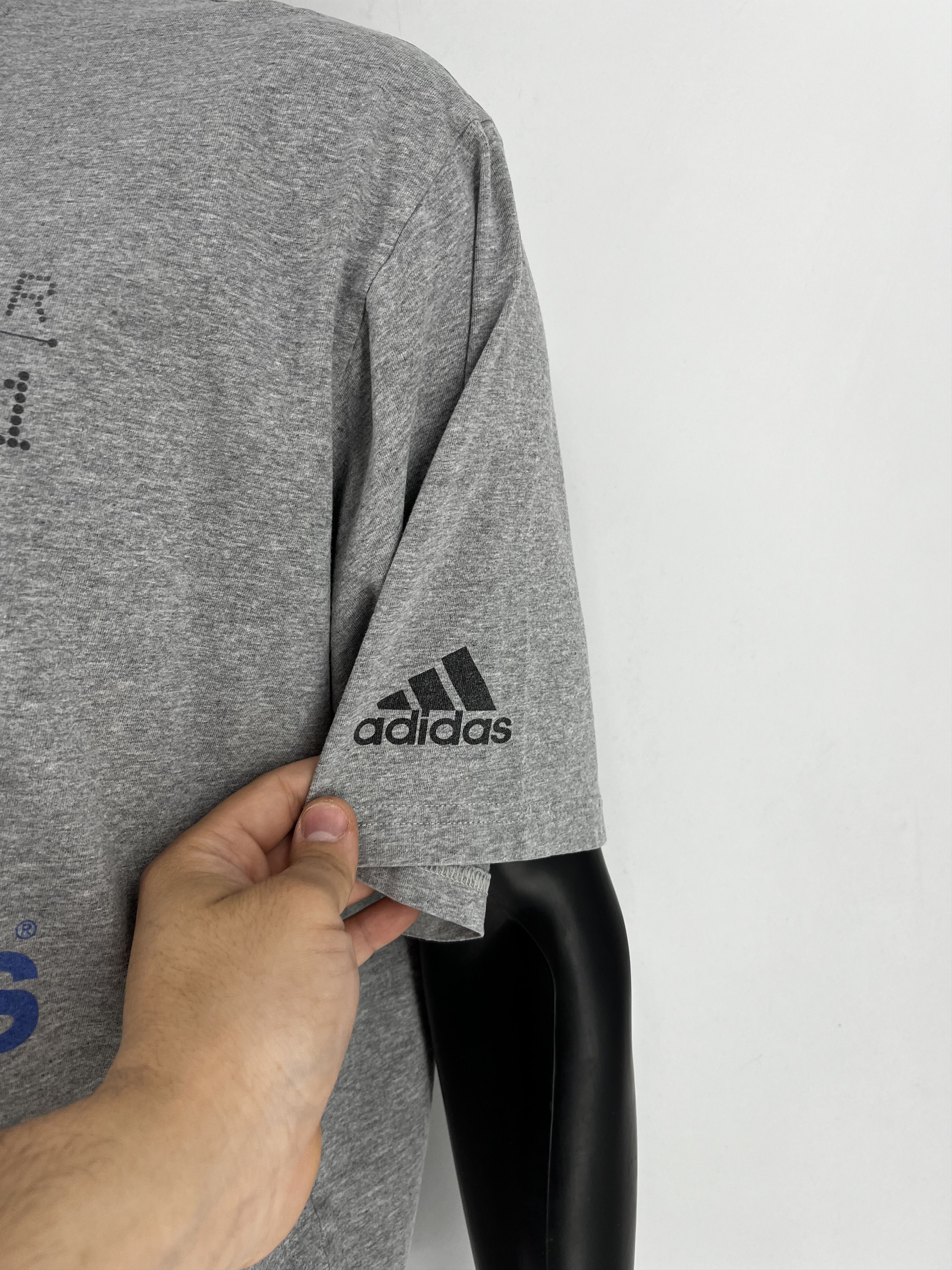Adidas Adidas Schalke 04 Pokalsieger Cup Sieger Vintage T-shirt 00s Size US XL / EU 56 / 4 - 10 Thumbnail