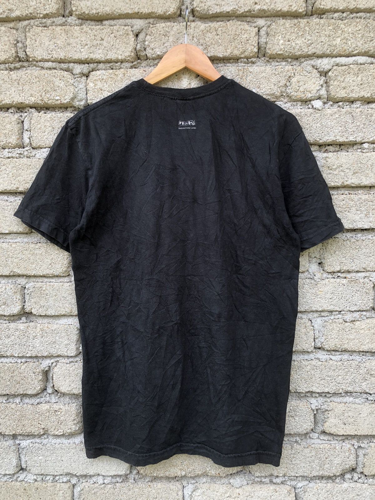 Vintage × Volcom Vintage Y2K Volcom Skullphone Artist Series Big Logo Tshirt Size US M / EU 48-50 / 2 - 7 Thumbnail