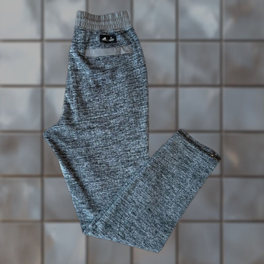 Adidas Adidas Reigning Champ Sweatpants Small Gray Jogger Mens Regular Waist 26in Tapered Inseam 29in Knit Pocketed Comfort Winter Streetwear Size US 29 - 1 Thumbnail