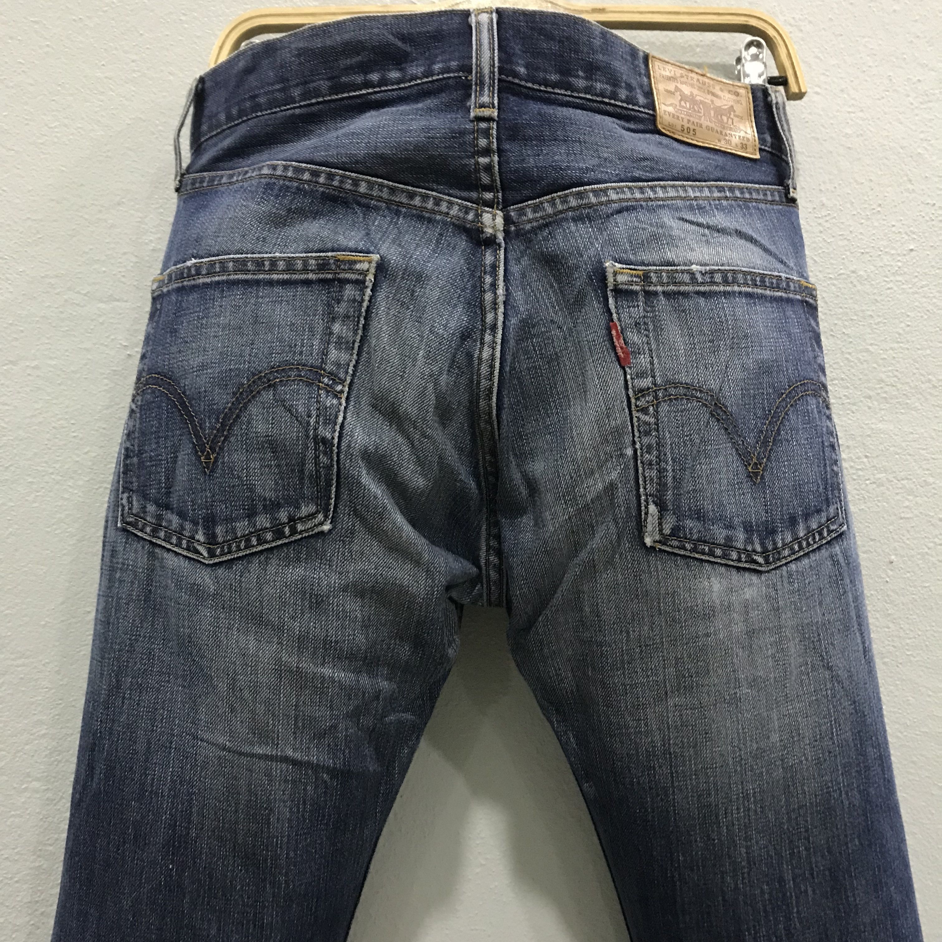 Levi's Vintage Levi’s 505 Dark Wash Distressed Straight Leg Jeans Size US 30 / EU 46 - 11 Thumbnail