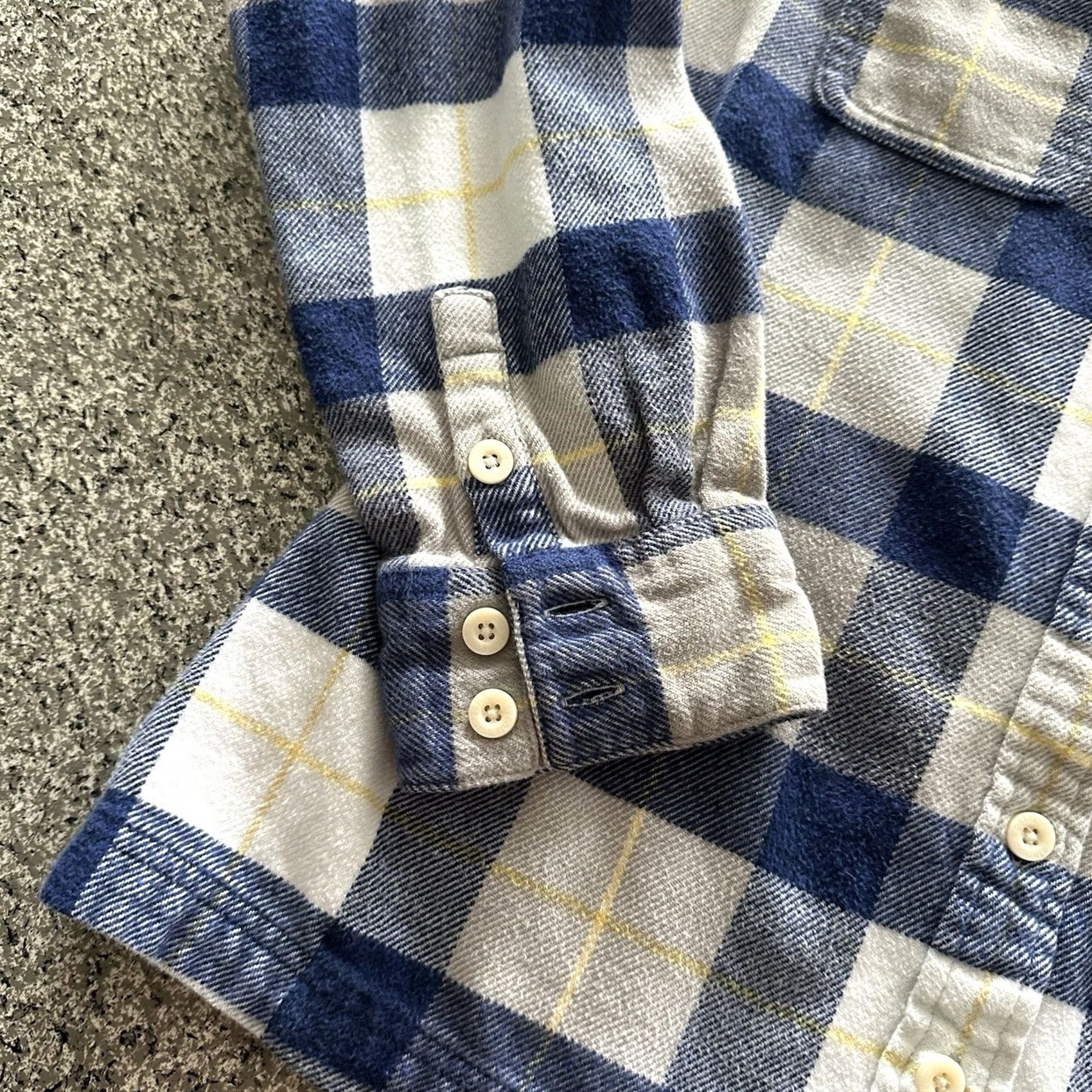 Patagonia Patagonia Flannel Shirt Womens 4 Blue Grey Plaid Fjord 100% Organic Cotton Size S / US 4 / IT 40 - 3 Thumbnail