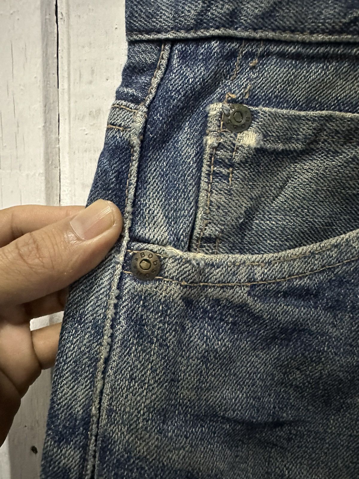 Vintage Vintage BOBSON Jeans Selvedge Mudwash Distressed Denim Pants Size US 30 / EU 46 - 9 Thumbnail