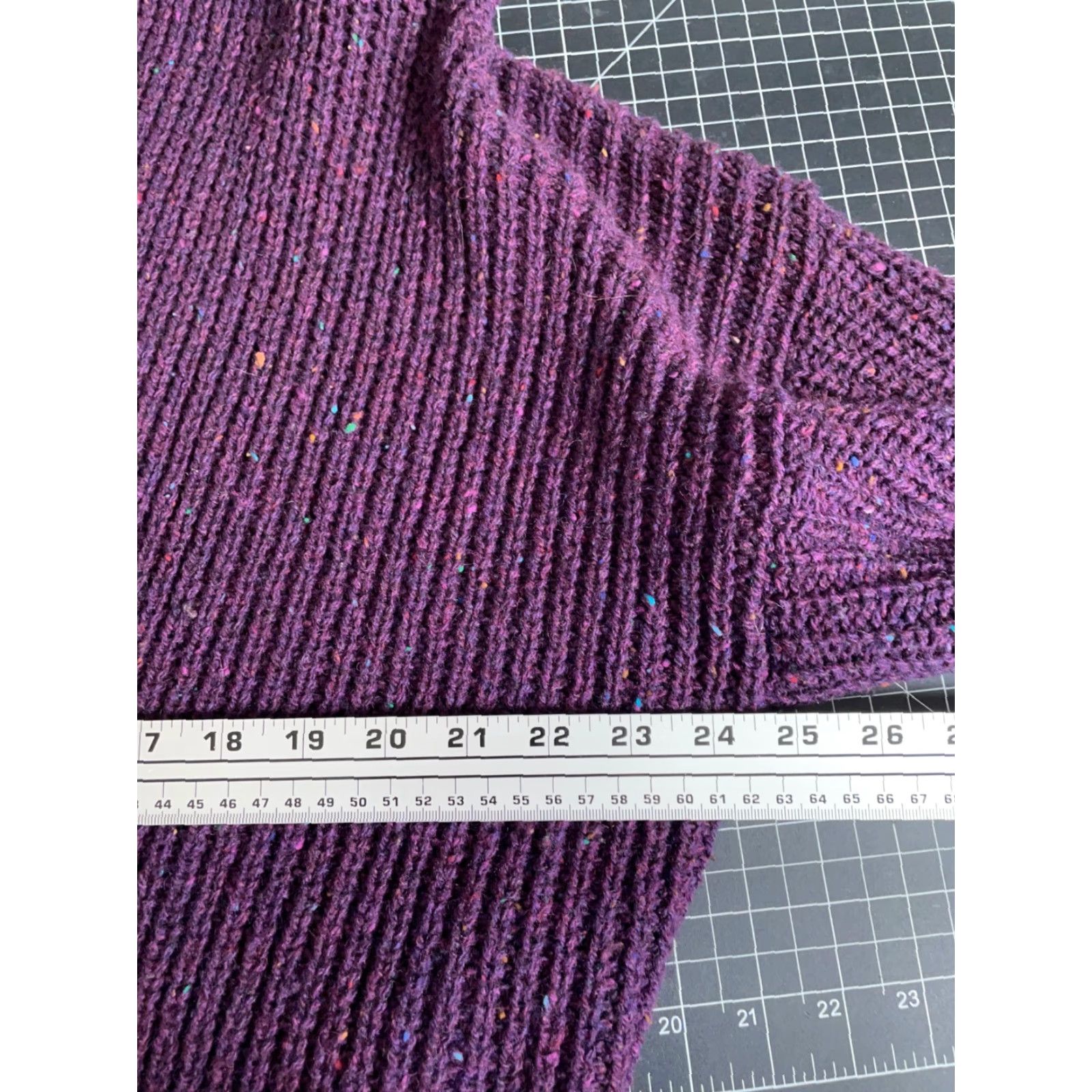Vintage VINTAGE Donegal Wool 1 Button Cropped Cardigan Women's L Purple Knit Sweater Size L / US 10 / IT 46 - 5 Thumbnail
