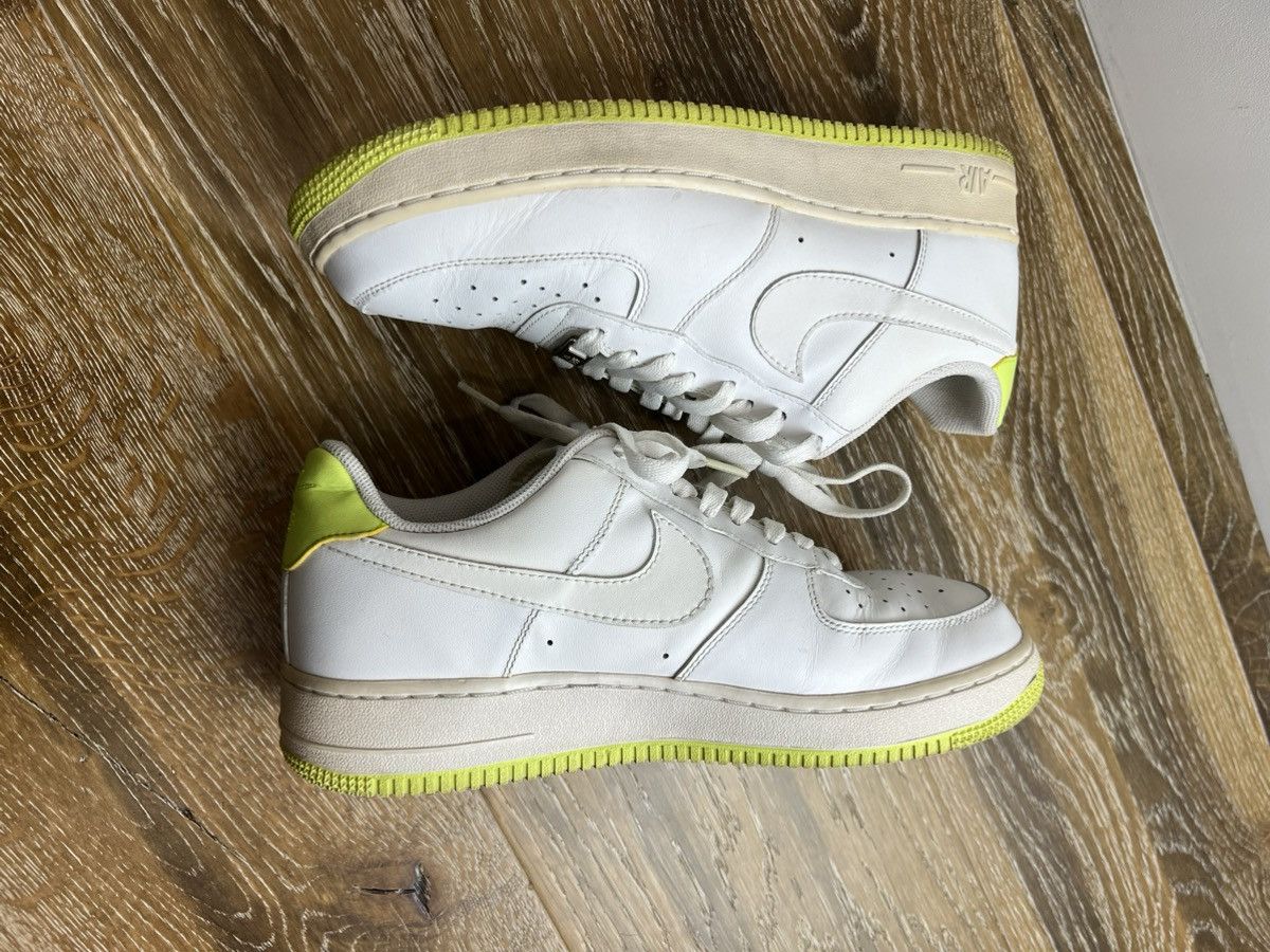 Nike Nike air force 1s white volt sneakes Size US 8.5 / EU 41-42 - 4 Thumbnail