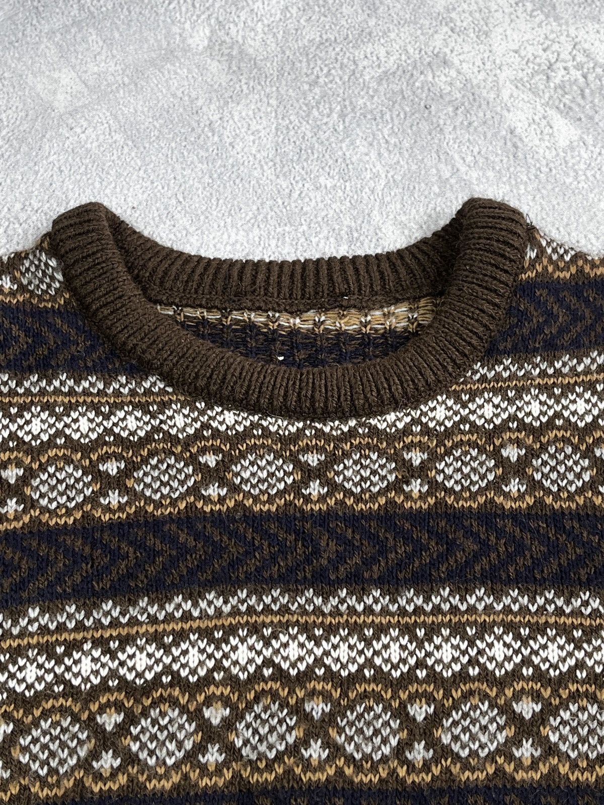 Vintage Vintage 90s Coloured knit striped sweater streetwear size L Size US L / EU 52-54 / 3 - 4 Thumbnail