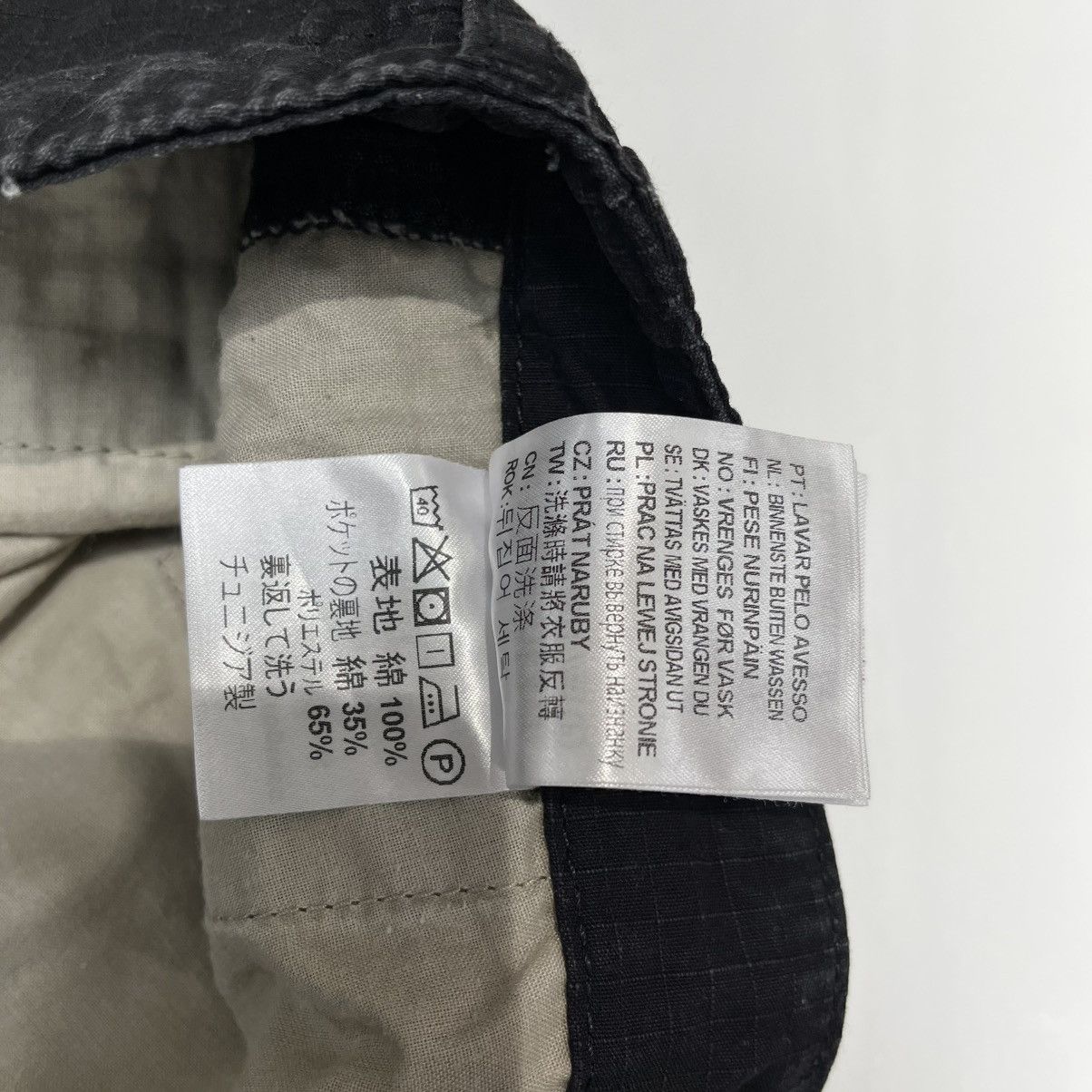Carhartt Wip Carhartt WIP Shorts Black Size US 31 - 8 Thumbnail