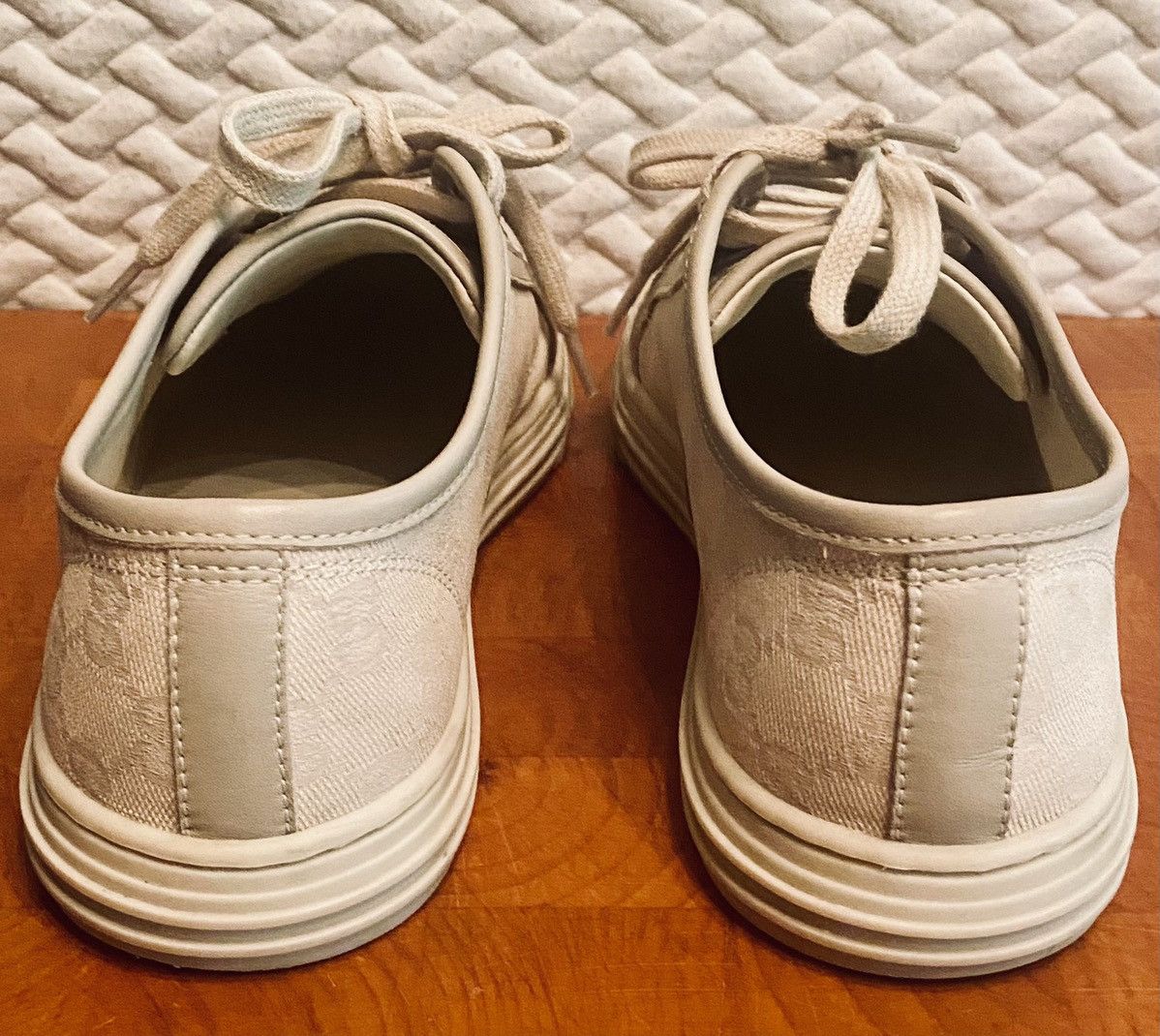 Gucci Gucci 🇮🇹 Women's GG Cement Kanvas/Leather Captoe Sneakers 39 Size US 9 / IT 39 - 12 Thumbnail