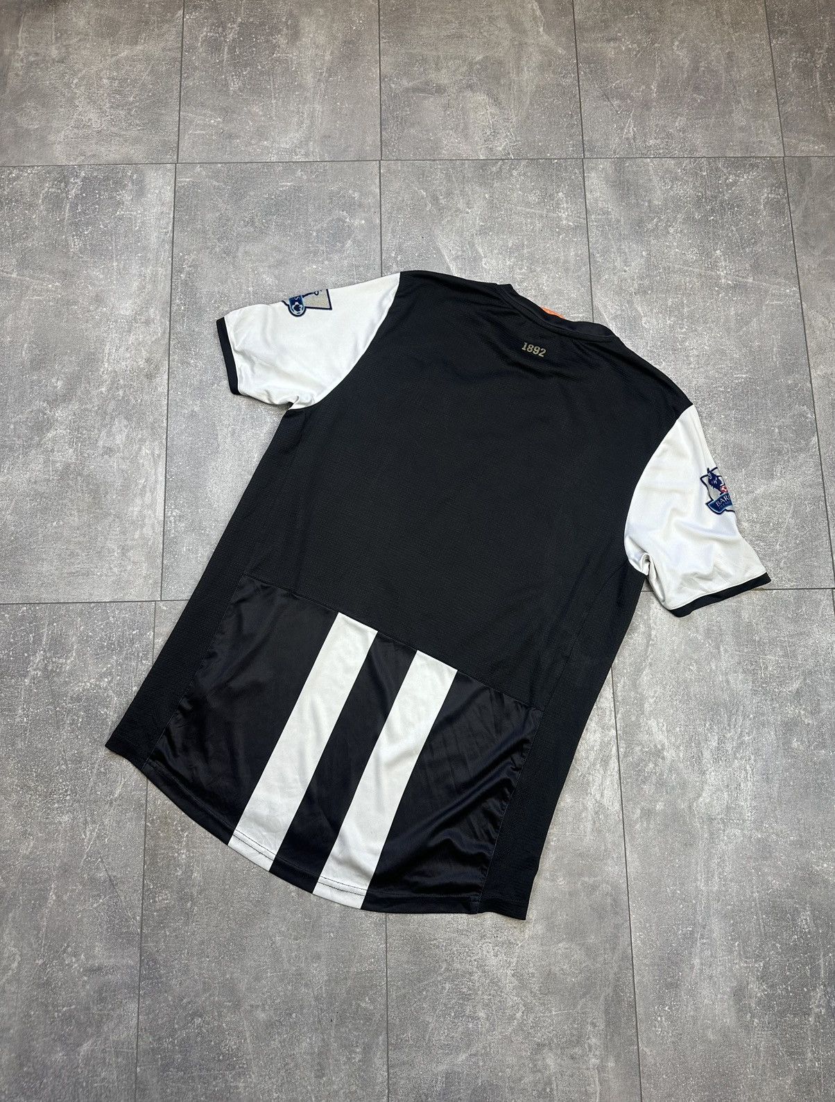 Other Puma New Castle Premier League Soccer Jersey Size US M / EU 48-50 / 2 - 10 Thumbnail