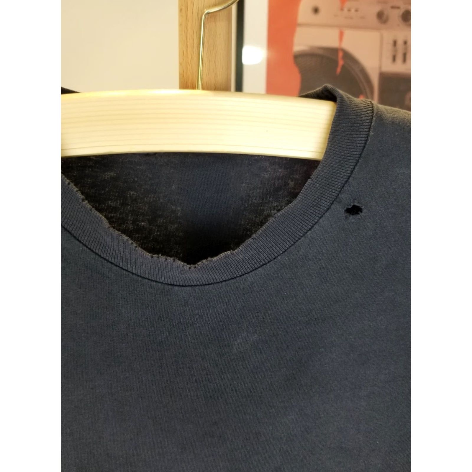 Vintage VINTAGE UNBRANDED BLACK SUN FADED DISTRESSED COTTON T-SHIRT XL MEN Crew Neck Short Sleeve T-Shirt Size US XL / EU 56 / 4 - 6 Thumbnail