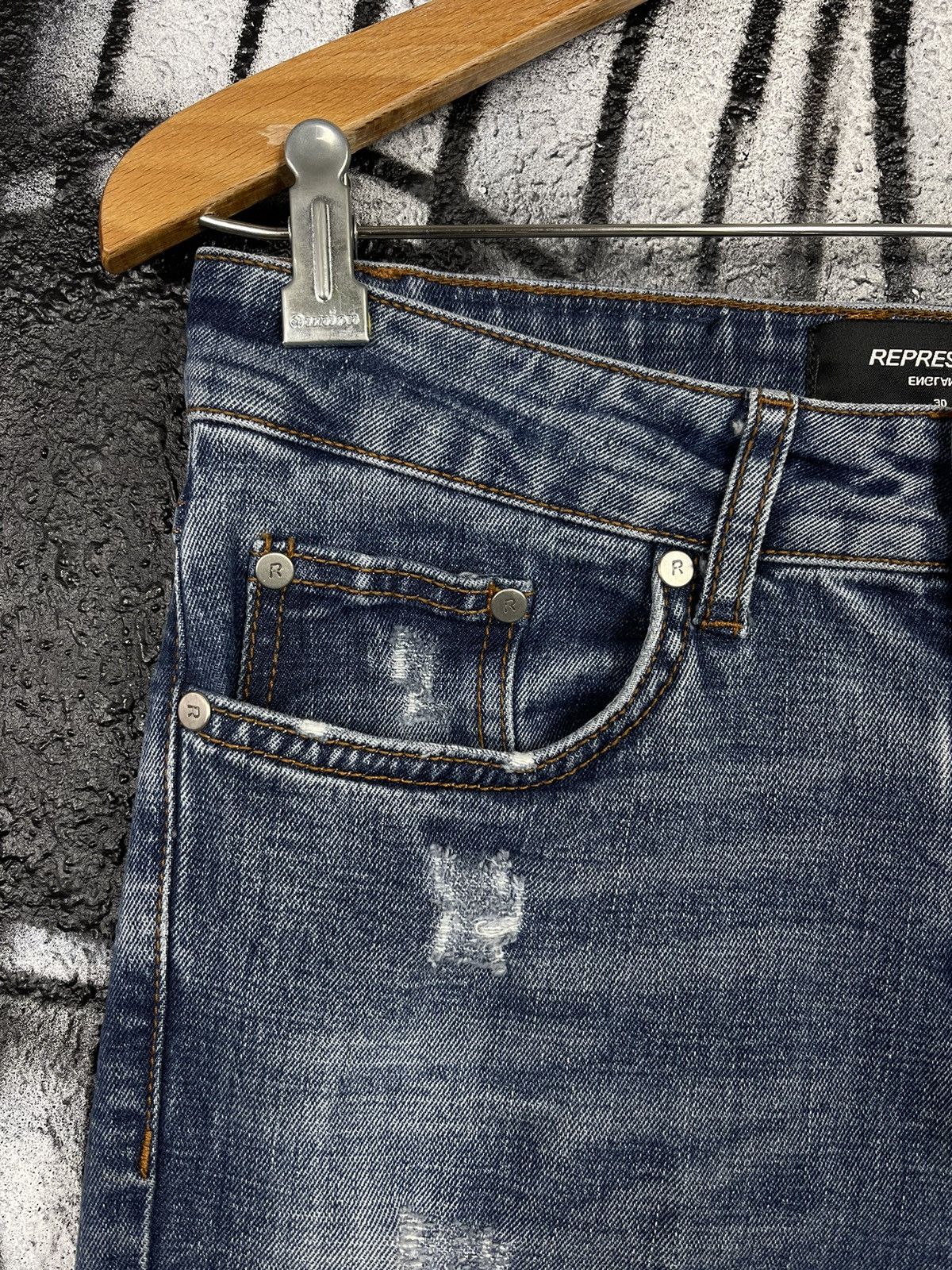 Represent Clo. Represent Distressed Designer Jeans Men’s Size 30 Size US 30 / EU 46 - 8 Thumbnail