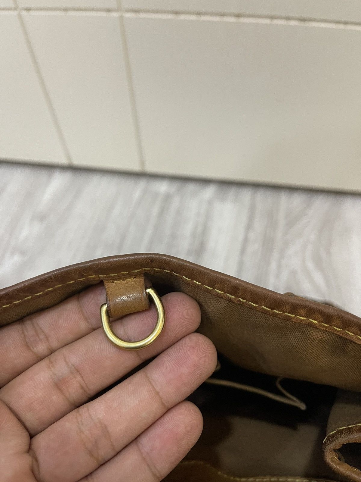 Louis Vuitton Louis Vuitton Batignolles leather handbag Size ONE SIZE - 5 Thumbnail