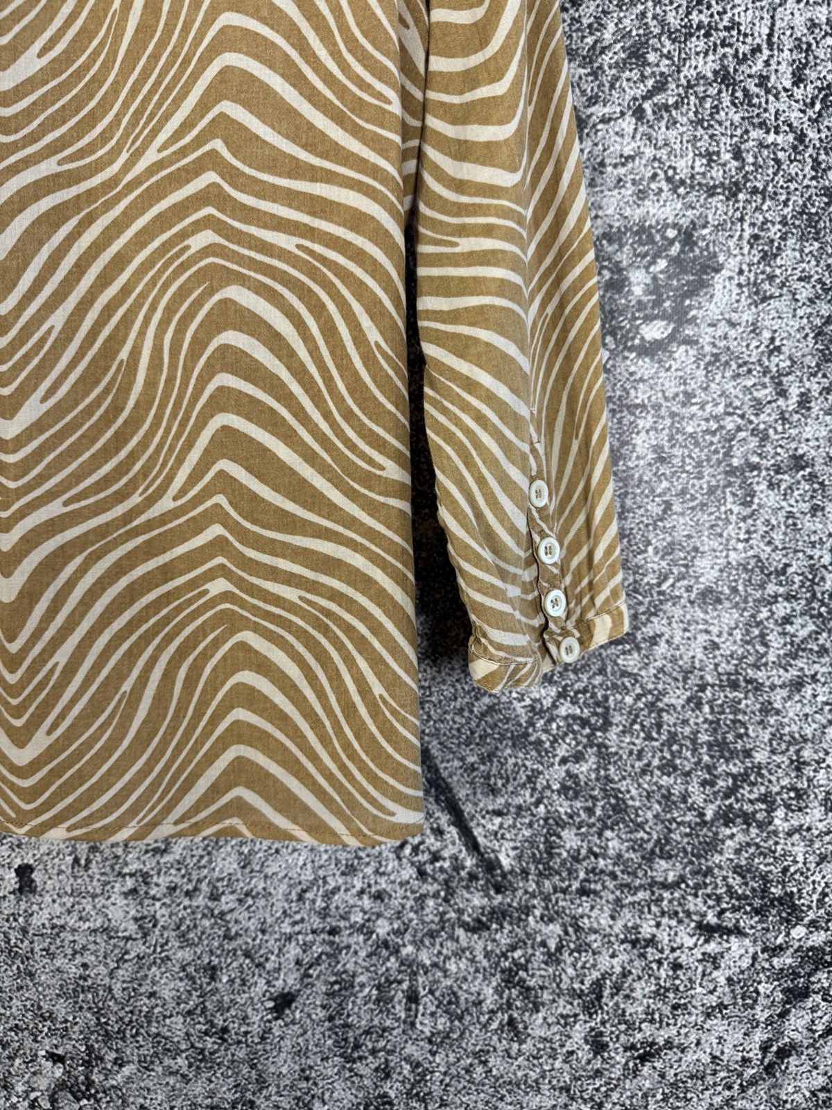 A.P.C. A.P.C. Zebra Print Blouse Long Sleeve Rue Madame Paris XS Size XS / US 0-2 / IT 36-38 - 14 Thumbnail