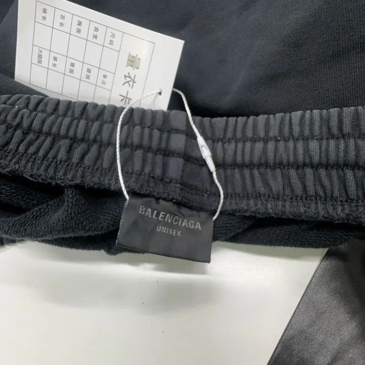 VIP【関税送料無料】希少 BALENCIAGA SHORTS VIP【関税送料無料】希少 BALENCIAGA NYLON SHORTS