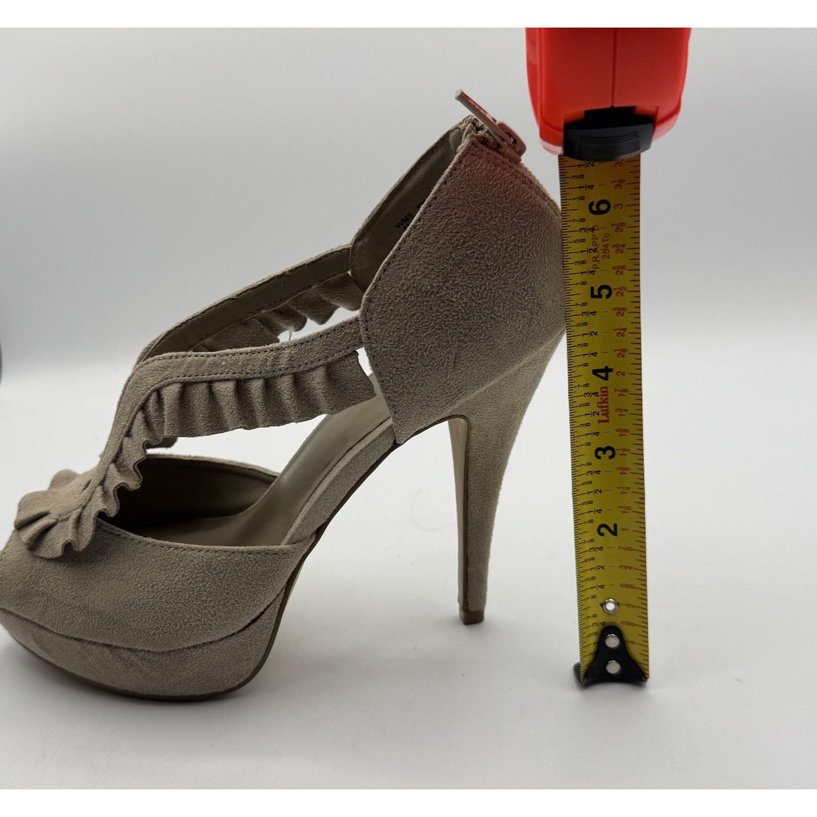 Other Elle Woman's Ruffled Dress Heels Elenchanttan Size 6.5 Size US 6.5 / IT 36.5 - 6 Thumbnail