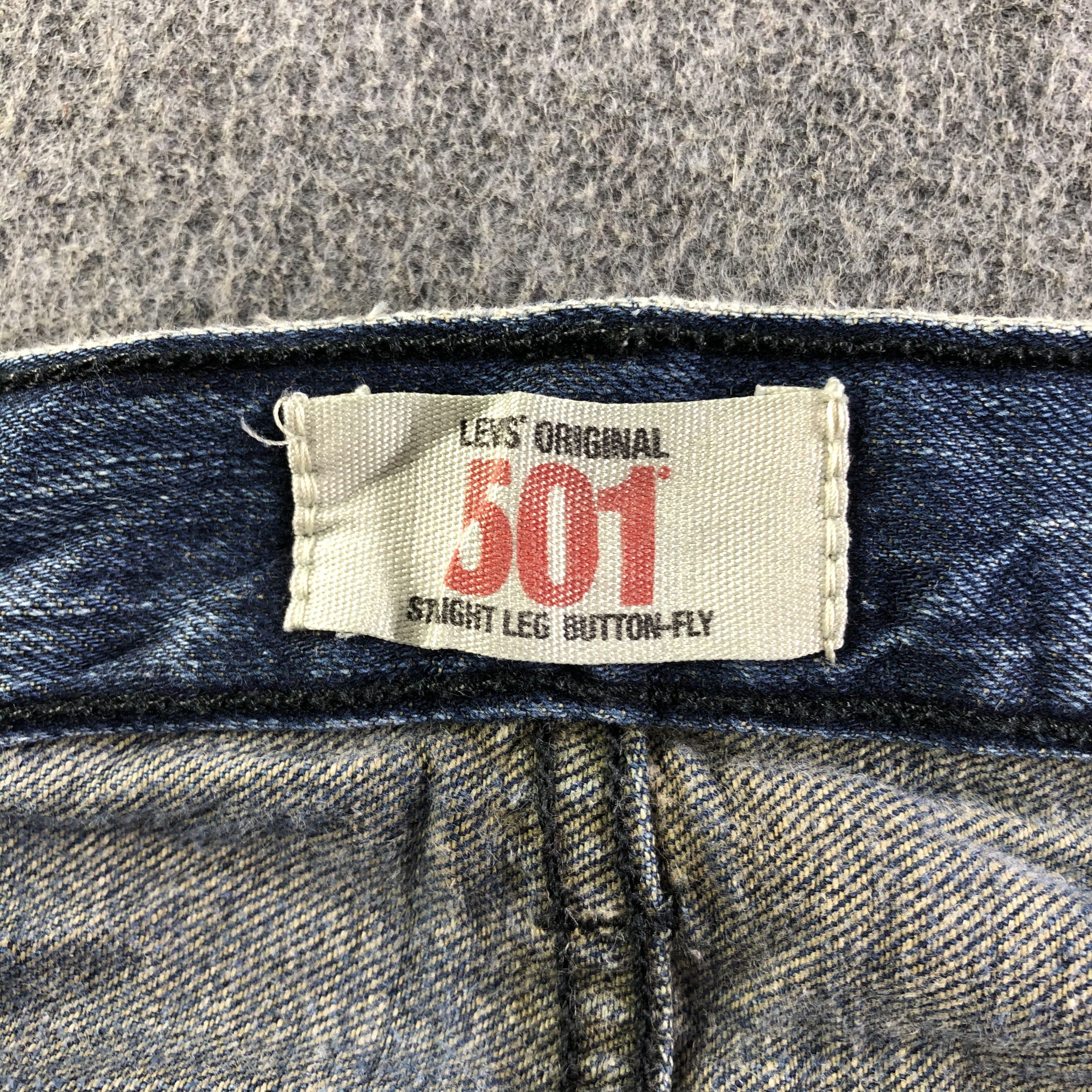 Levi's Vintage Levis 501 Jeans-J4160 Size US 29 - 11 Thumbnail