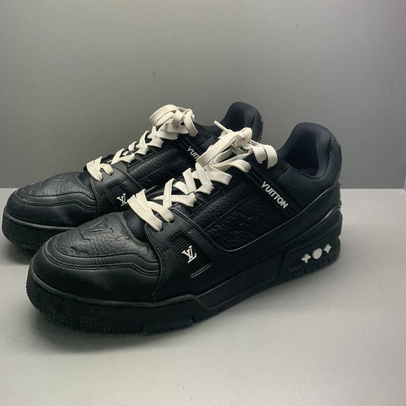 Louis Vuitton Louis Vuitton Trainer Black Low-Top Fashion Sneakers -2508 Size US 9 / EU 42 - 1 Thumbnail