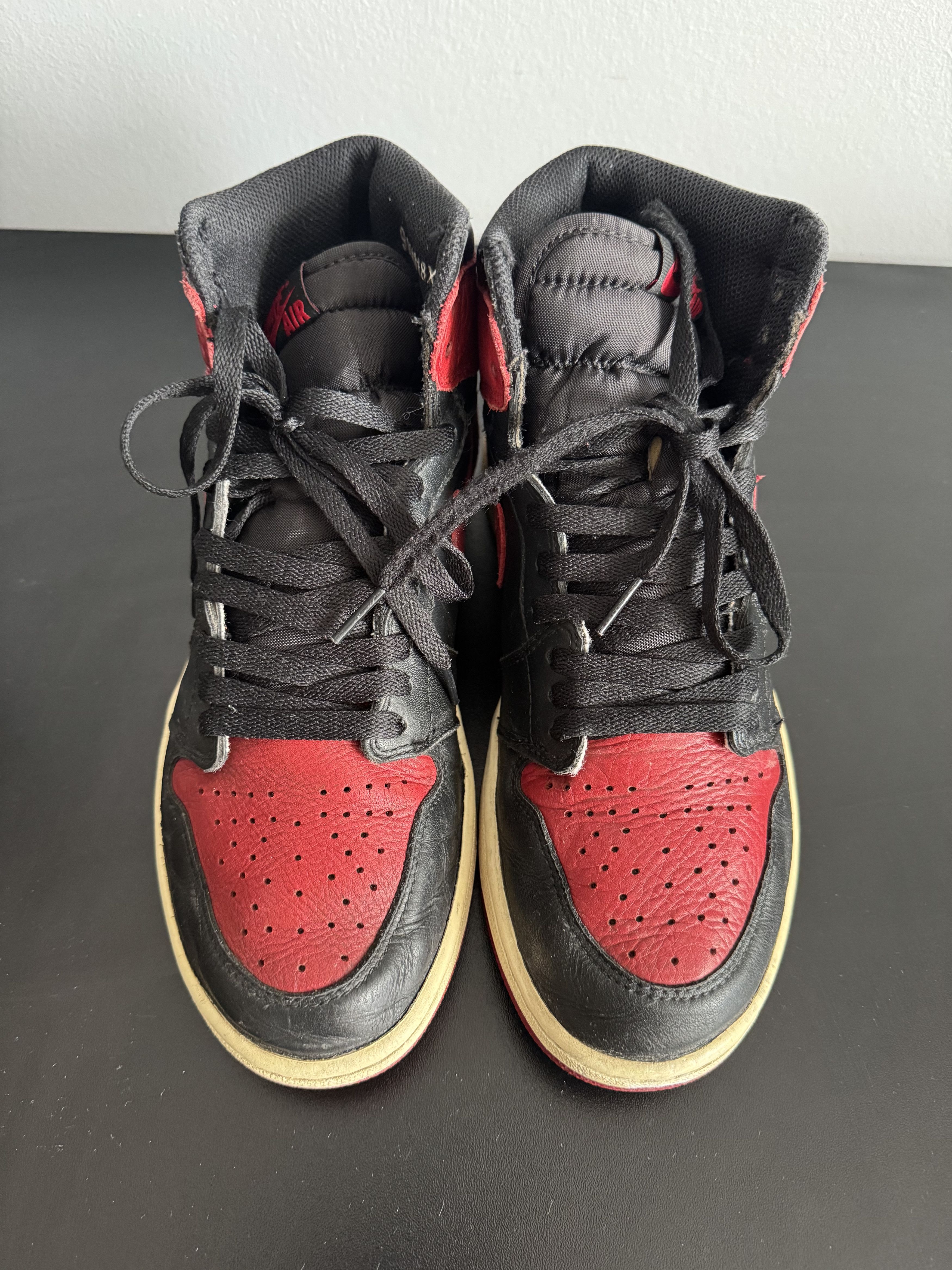 Nike Nike Air Jordan 1 Retro High Bred Banned 2016 OG Red Black Size US 9 / EU 42 - 4 Thumbnail
