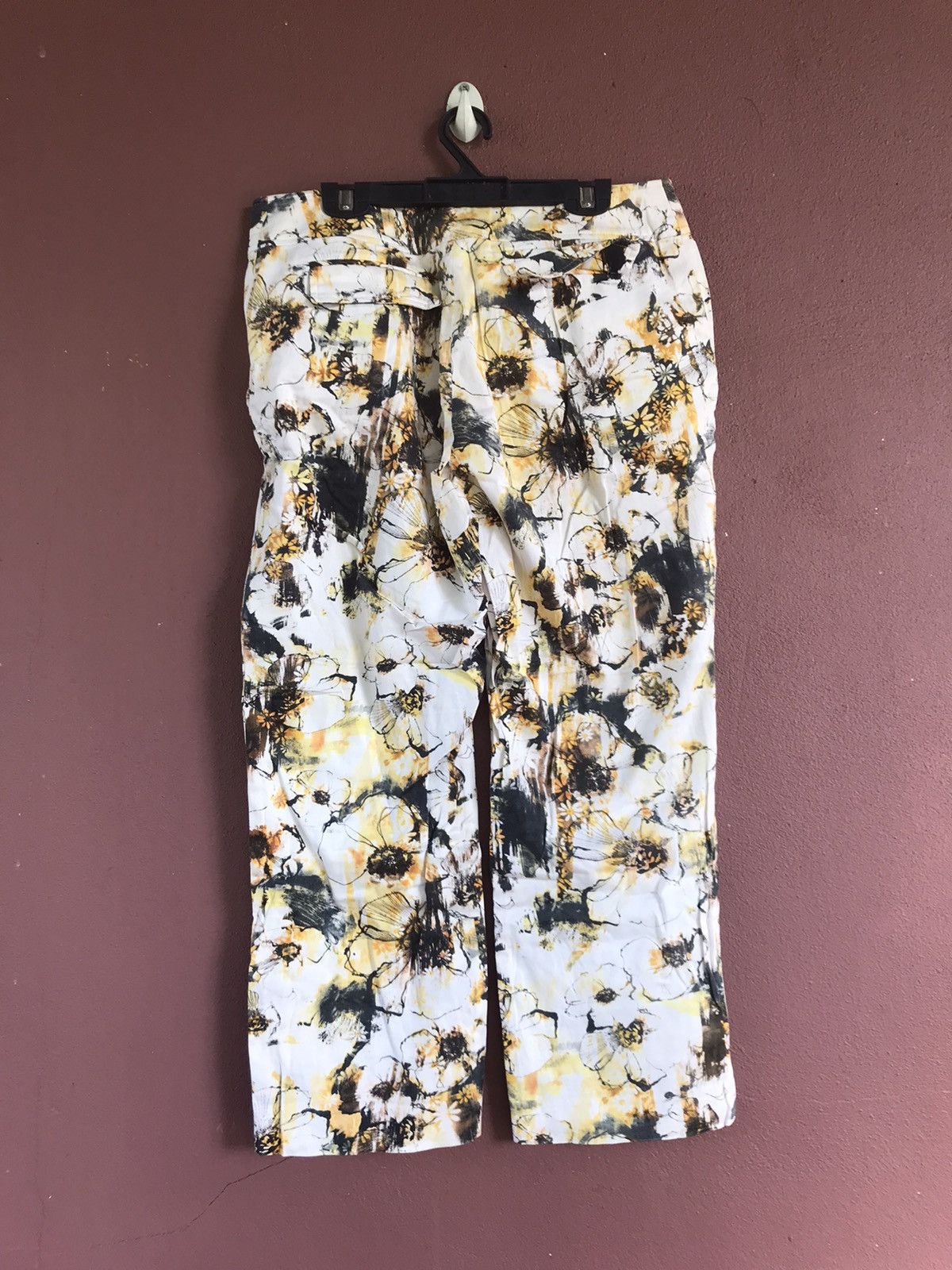 Other Fullprints flowers pants size 38 Size US 28 / EU 44 - 2 Thumbnail