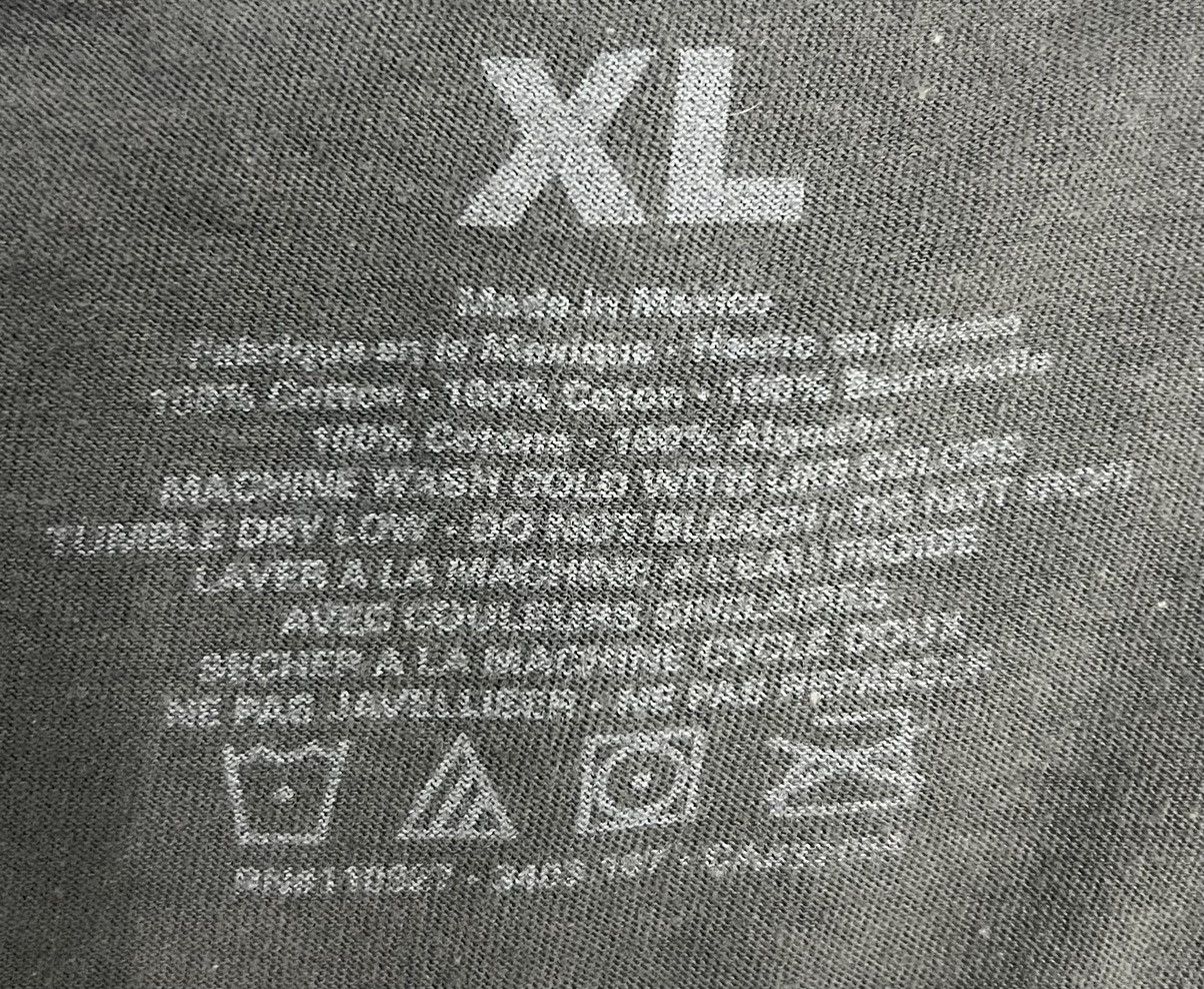 Band Tees 🔥grailsale🔥 Vintage Joy Division Japan Logo script band y2k Size US XL / EU 56 / 4 - 5 Thumbnail