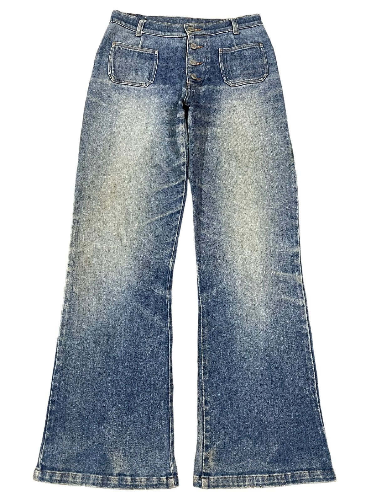 Japanese Brand Vintage Japanese Brand Fading Mid Rise ButtonFly Flare Jeans Size 30" / US 8 / IT 44 - 1 Thumbnail