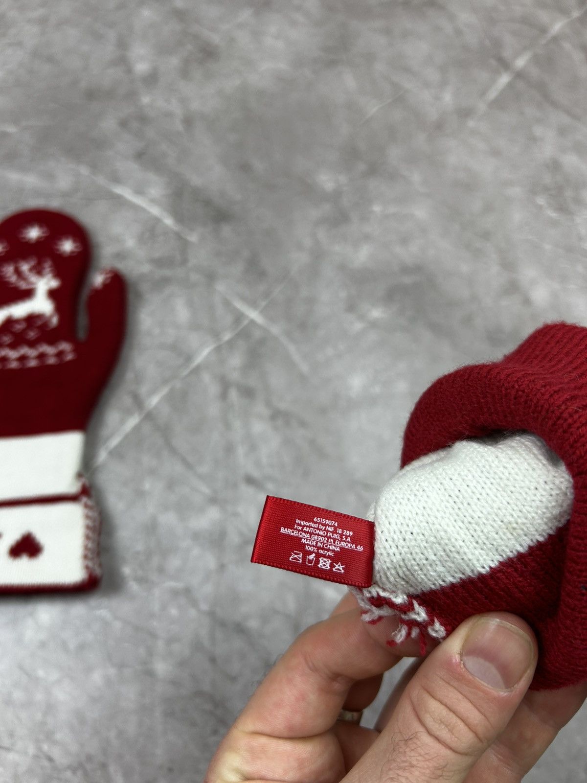 Jean Paul Gaultier Jean Paul Gaultier JPG Vintage Christmas Gloves Size ONE SIZE - 5 Thumbnail