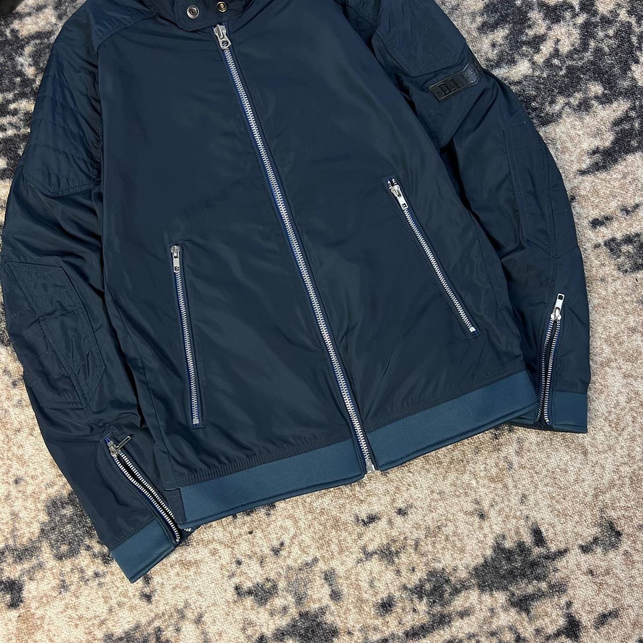 Diesel Diesel Luxury Mini Logo Avant Garde Style Bomber Jacket Size US S / EU 44-46 / 1 - 3 Thumbnail