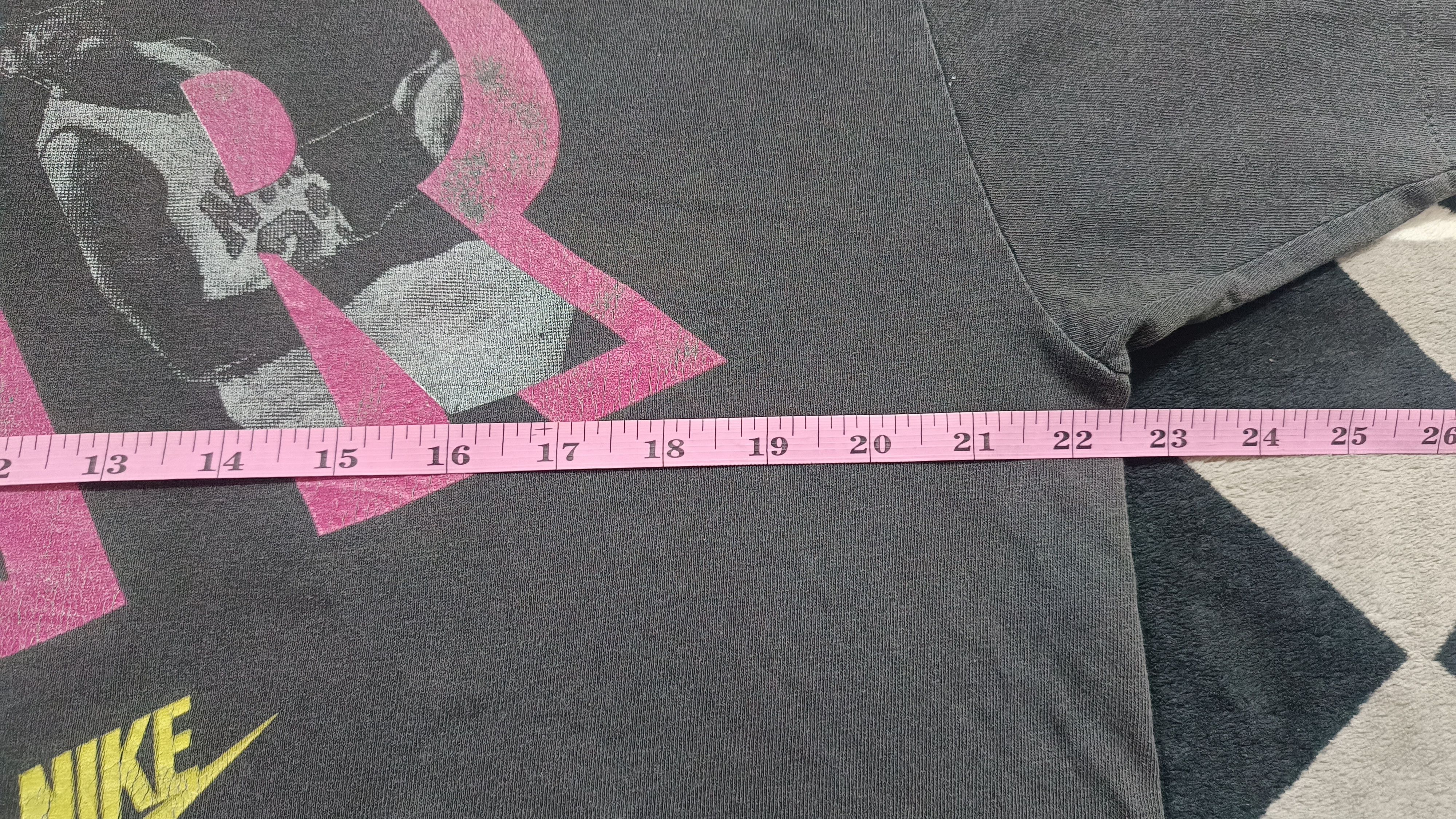 Nike 🔥🔥Rare Vintage 90s Nike Micheal Jordan Sun faded Tee Size US L / EU 52-54 / 3 - 6 Thumbnail