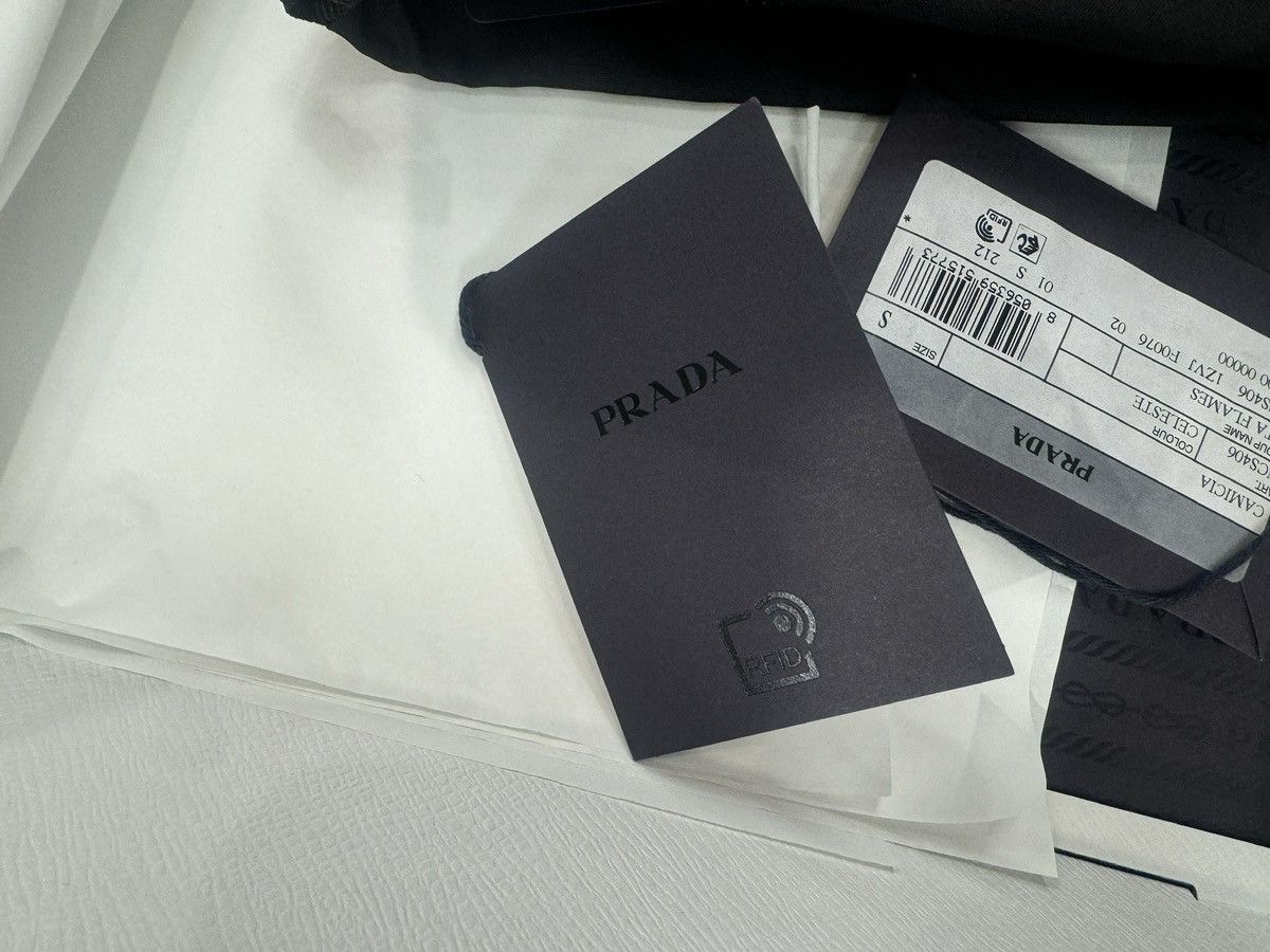Prada Prada double match box silk shirt white W/ blue flames Size US S / EU 44-46 / 1 - 23 Thumbnail