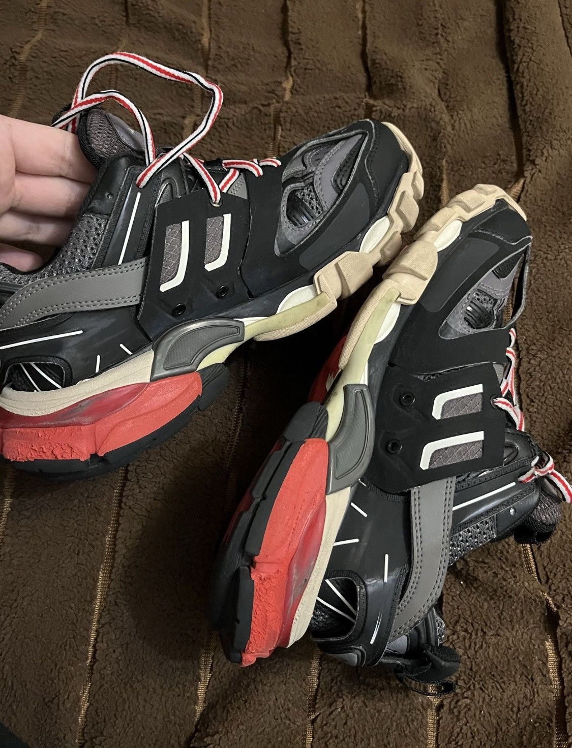 Balenciaga Balenciaga Trucks “Black/Red/White” Size US 5 / IT 35 - 7 Thumbnail