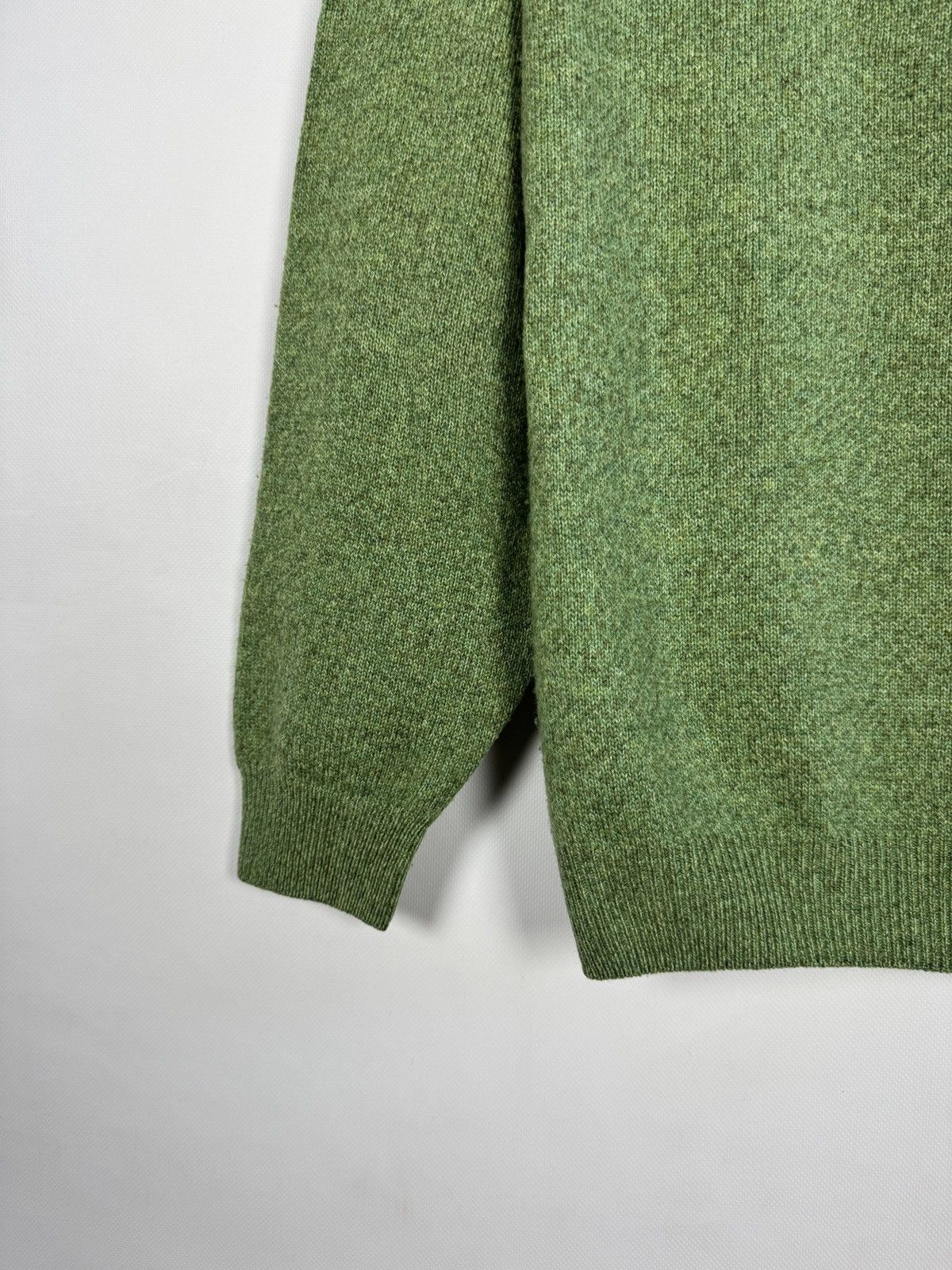 Lacoste Lacoste Vintage Wool Crewneck Sweater Crocodile Logo Size 5 Size US L / EU 52-54 / 3 - 14 Thumbnail