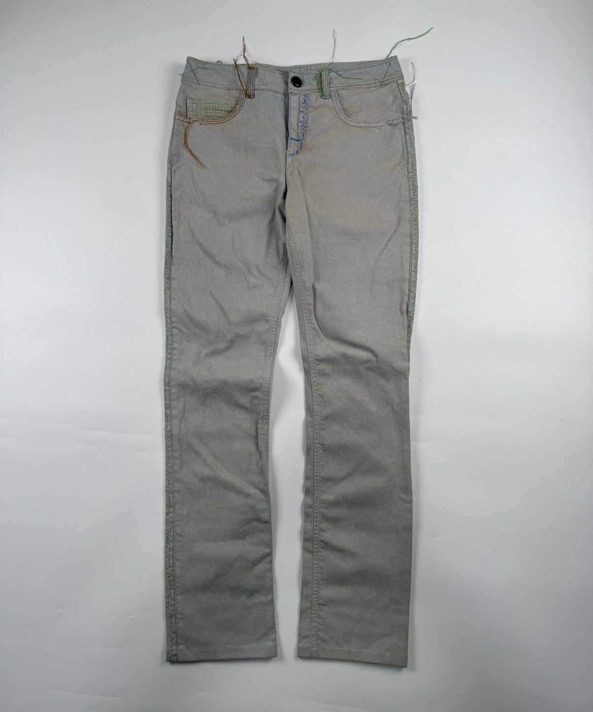 Chanel Chanel Washed Out Denim Distressed Embroidery Detail Jeans Size 28" / US 6 / IT 42 - 2 Thumbnail