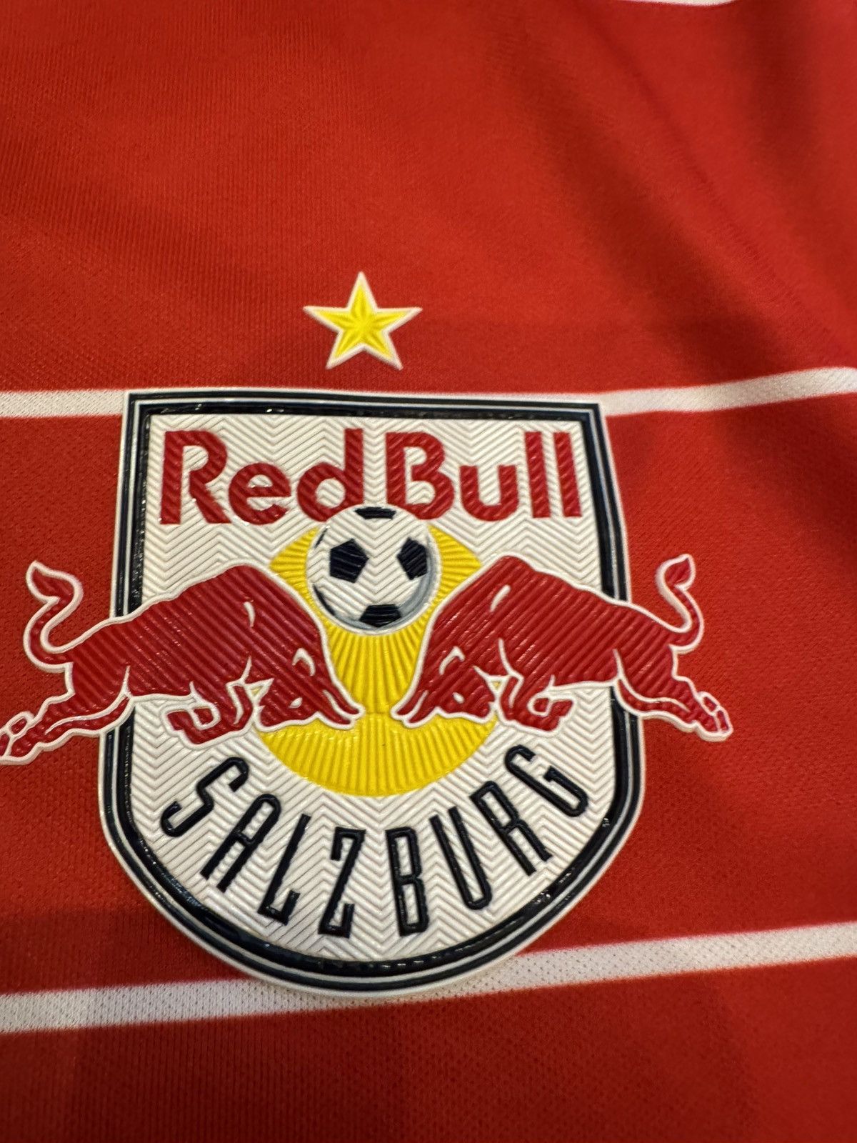 Nike RED BULL SALZBURG 2021-2022 FOOTBALL SHIRT SOCCER SIZE S Size US S / EU 44-46 / 1 - 6 Thumbnail