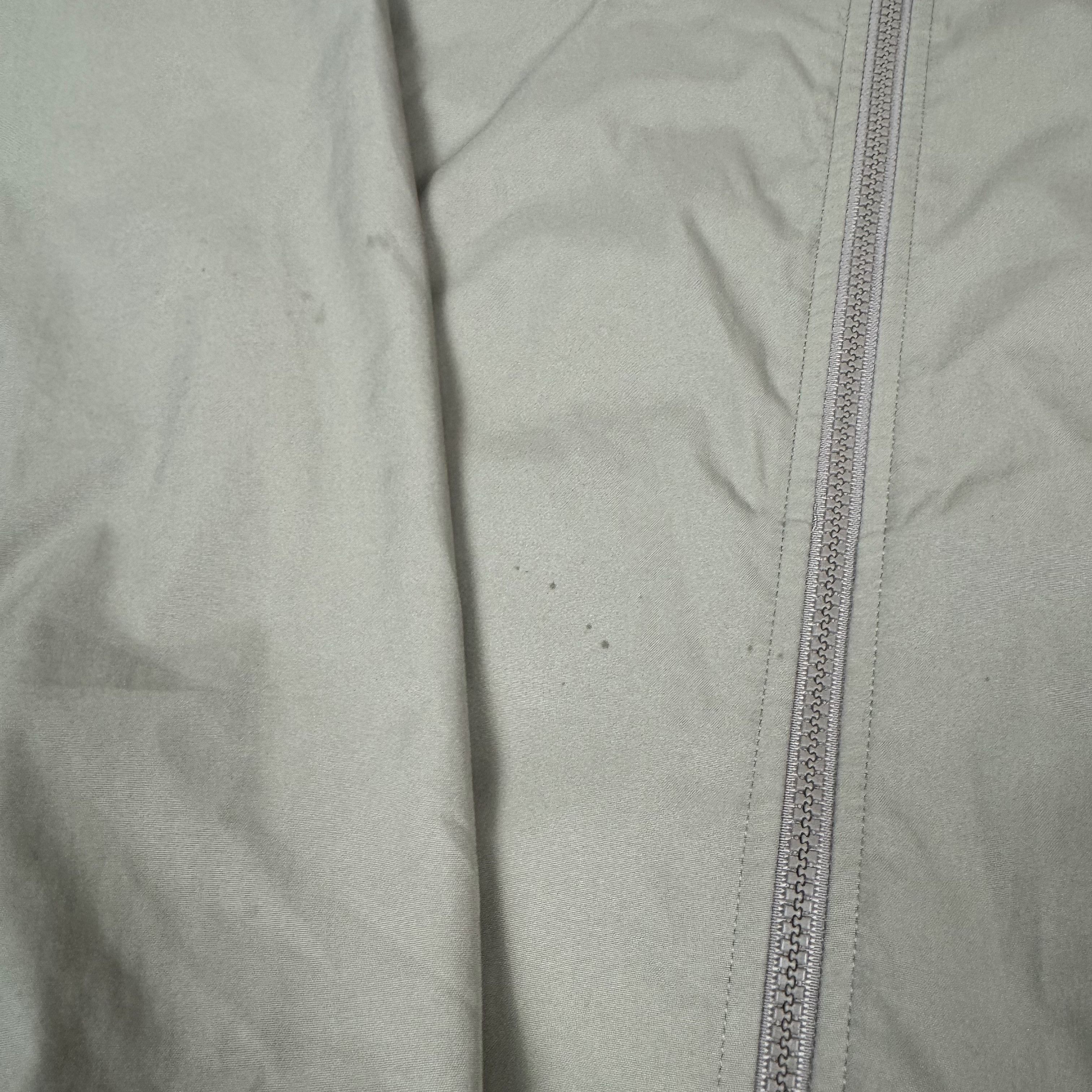 Nike × Vintage Nike Beige Swoosh Full Zip Windbreaker Jacket Medium Size M / US 6-8 / IT 42-44 - 4 Thumbnail