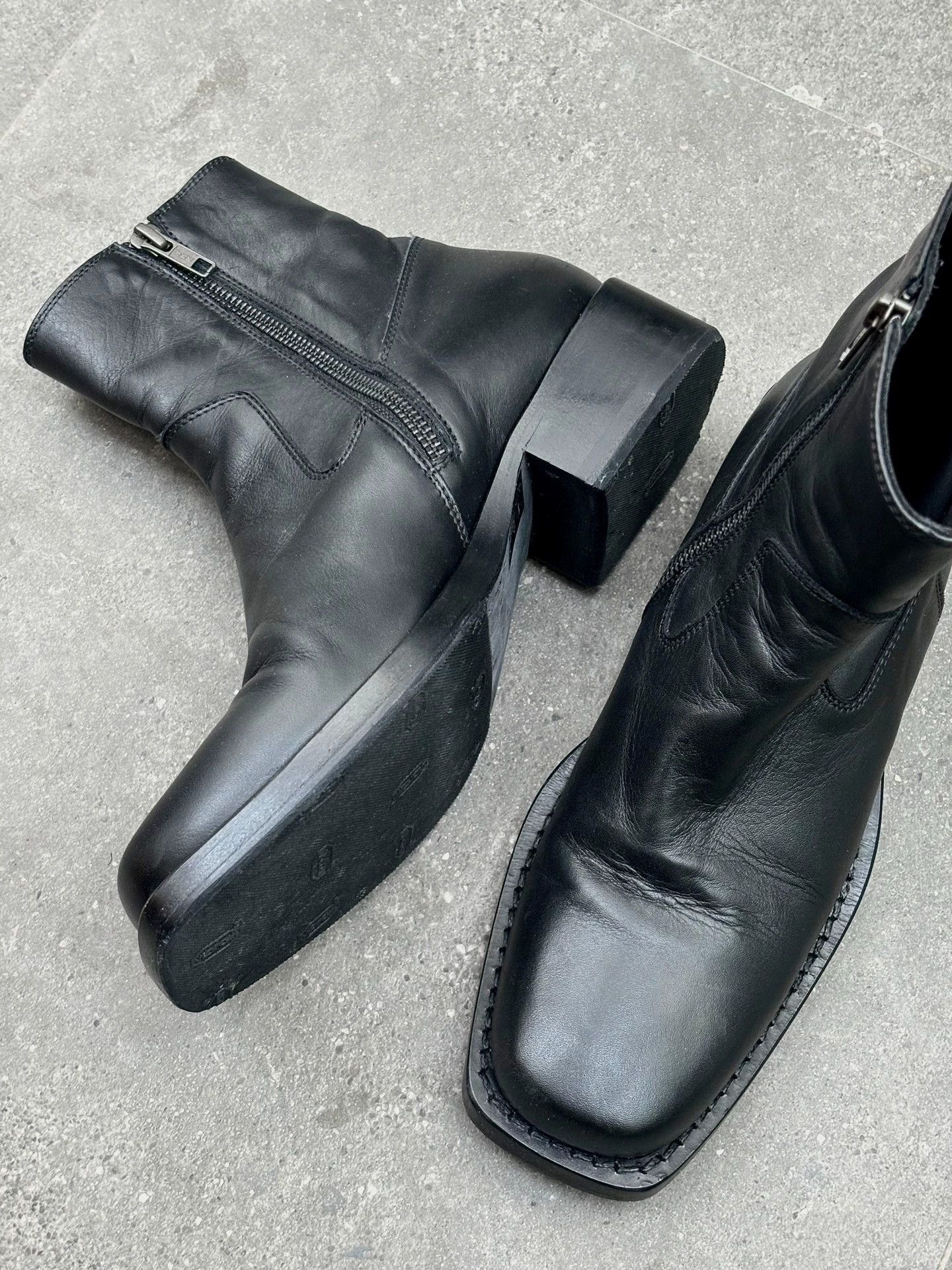 Ann Demeulemeester Ann Demeulemeester Square Toe Boots 37 Sheepskin Like New Size US 6.5 / IT 36.5 - 2 Thumbnail