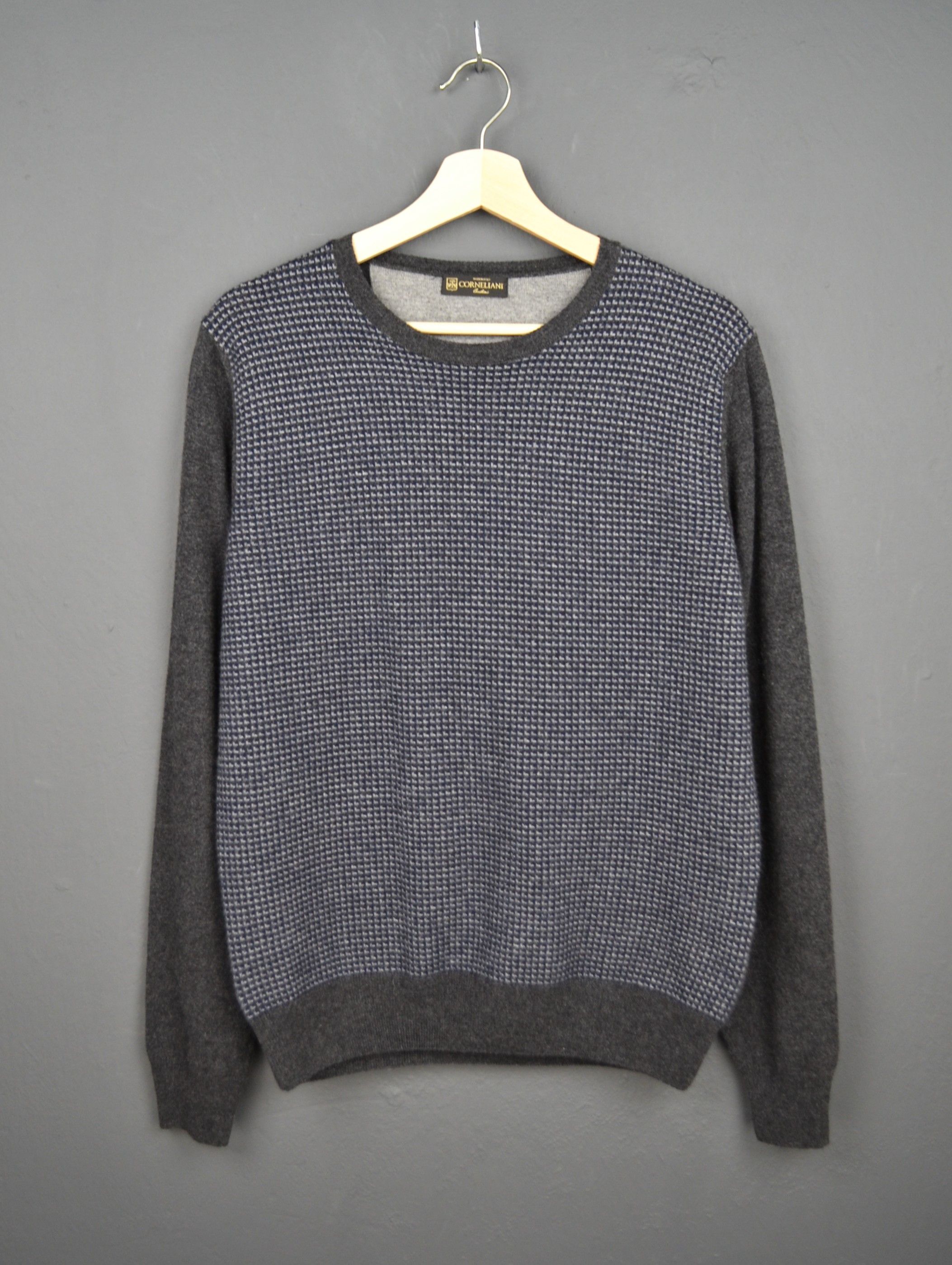 Corneliani Corneliani Wool Cashmere M size 48 Sweater Pullover Size US M / EU 48-50 / 2 - 1 Thumbnail