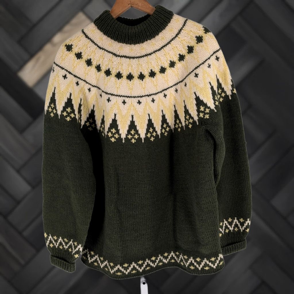 Vintage VINTAGE Hand Knit Wool Fair Isle Sweater Green 50s 60s Rockabilly 42" L Adult Size US L / EU 52-54 / 3 - 1 Thumbnail