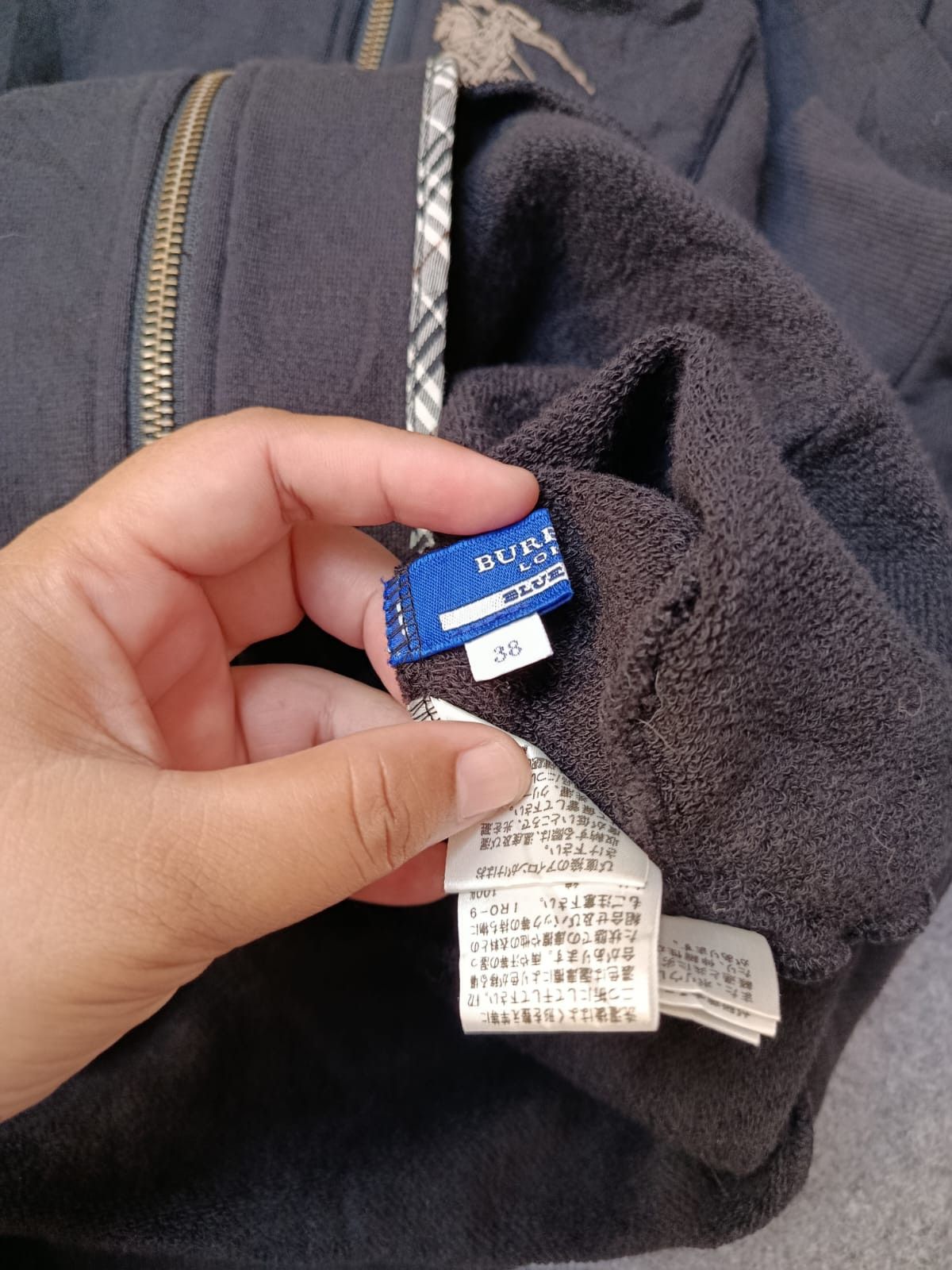 Burberry Burberry Sweater Blue Label Size M / US 6-8 / IT 42-44 - 5 Thumbnail