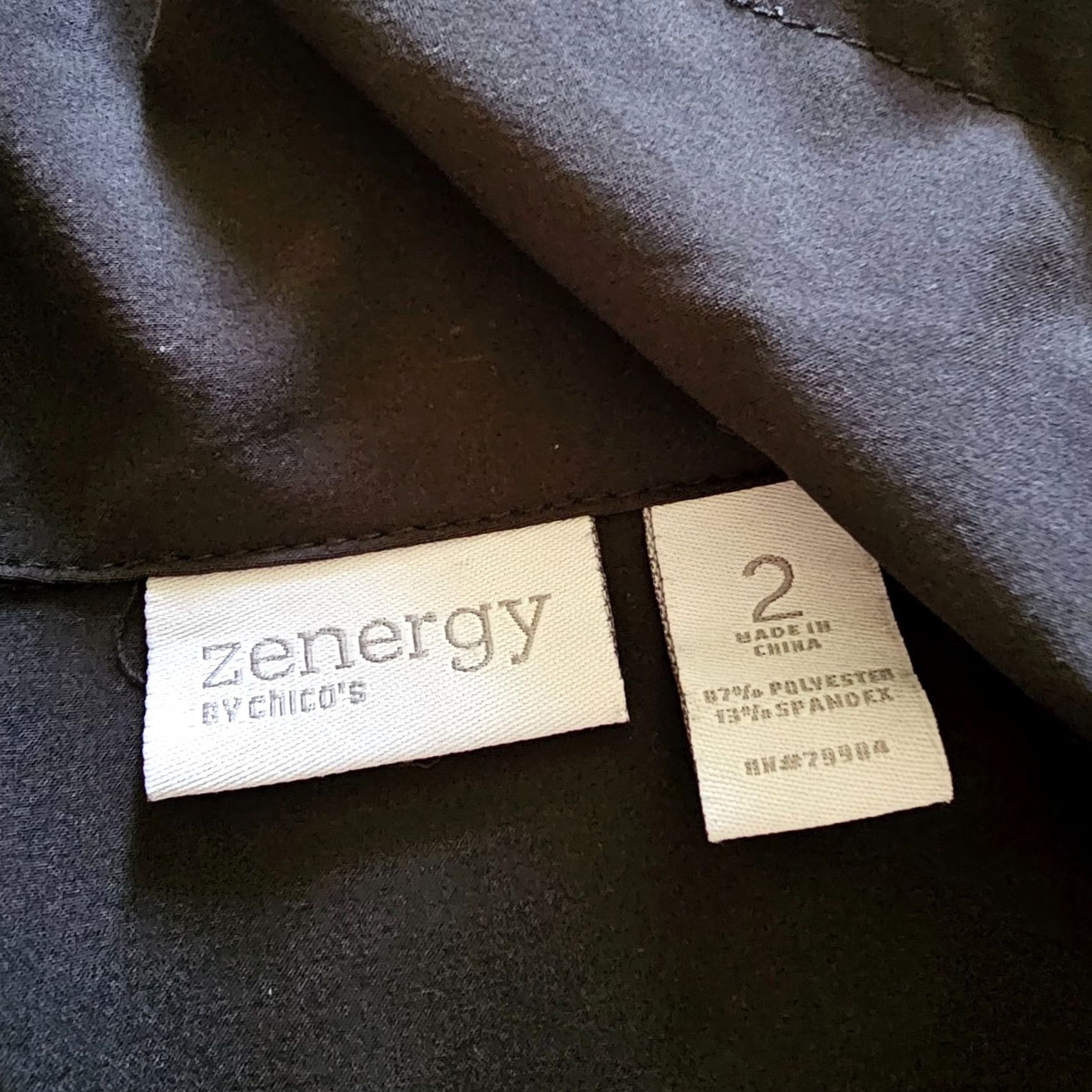 Vintage Chicos Zenergy Jacket 2 Womens Large Black Long Sleeve Lightweight Casual Jacket Size L / US 10 / IT 46 - 3 Thumbnail