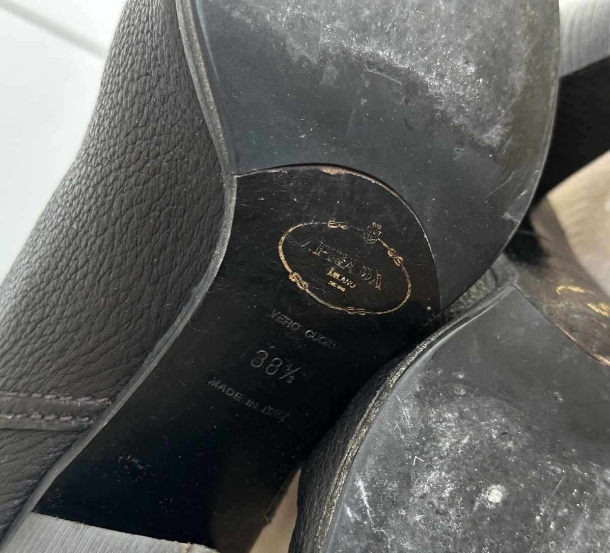 Prada Prada Black Leather Knee-High Boots Gold Logo Block Heel Size US 8.5 / IT 38.5 - 11 Thumbnail