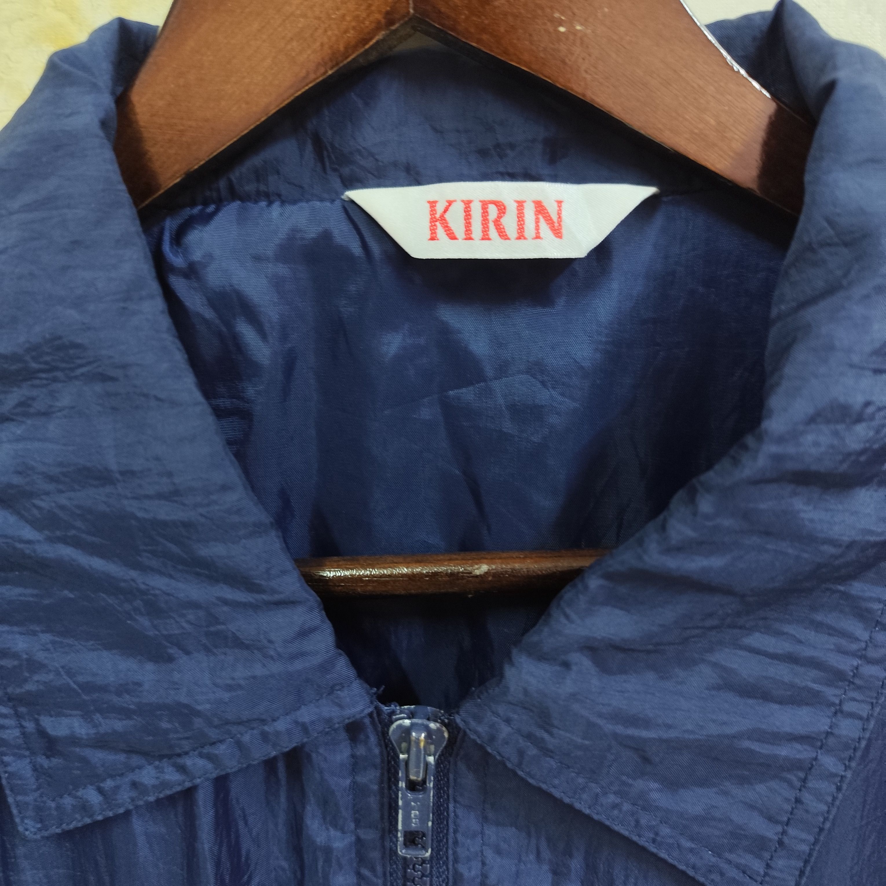 Japanese Brand × Vintage VINTAGE KIRIN LAGER BEER BOMBER JACKET Size US L / EU 52-54 / 3 - 11 Thumbnail